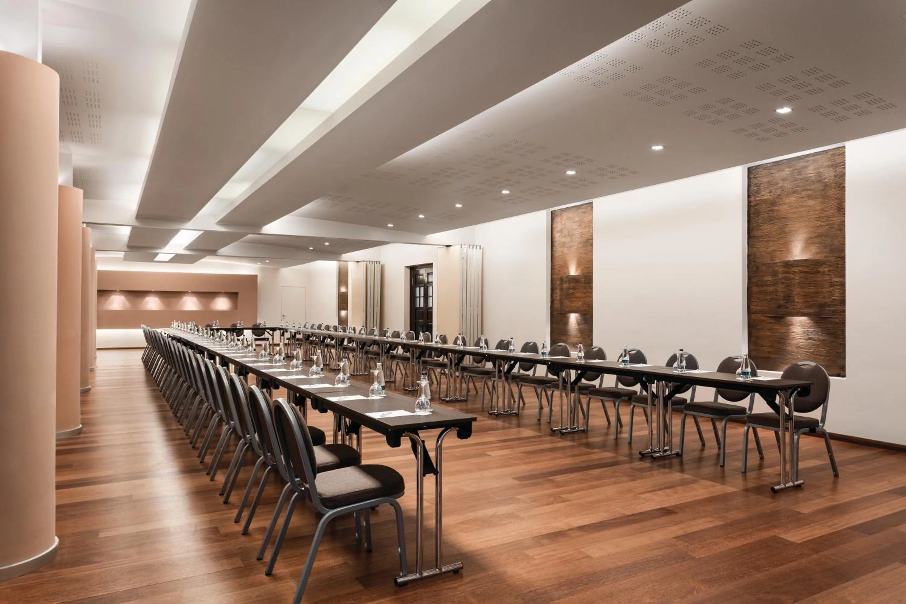 Meeting/conference room in Ramada by Wyndham Bucharest Parc Hotel