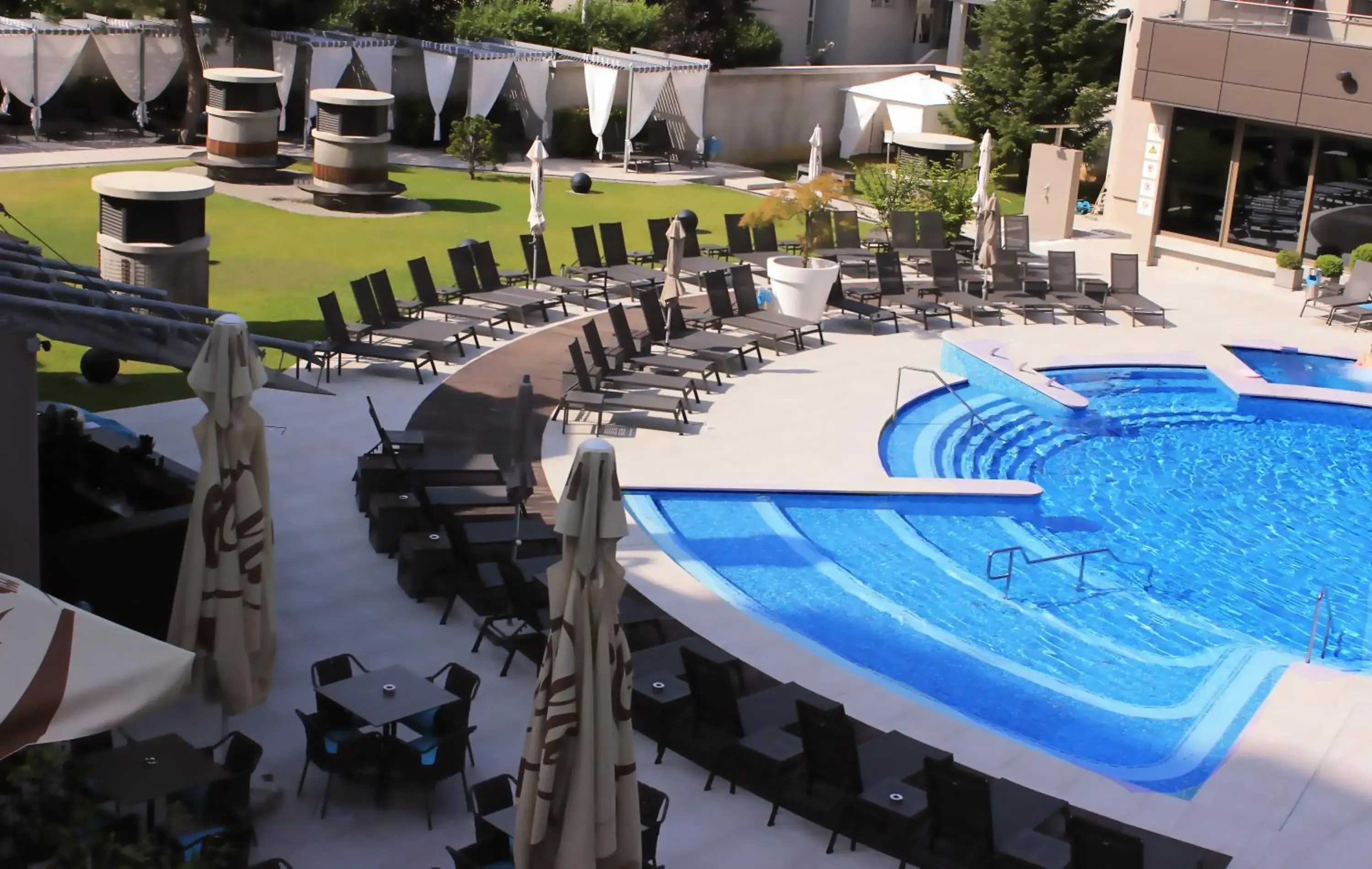 King Suite - single occupancy - Non-Smoking in Ramada by Wyndham Bucharest Parc Hotel King Suite - single occupancy - Non-Smoking in Ramada by Wyndham Bucharest Parc Hotel