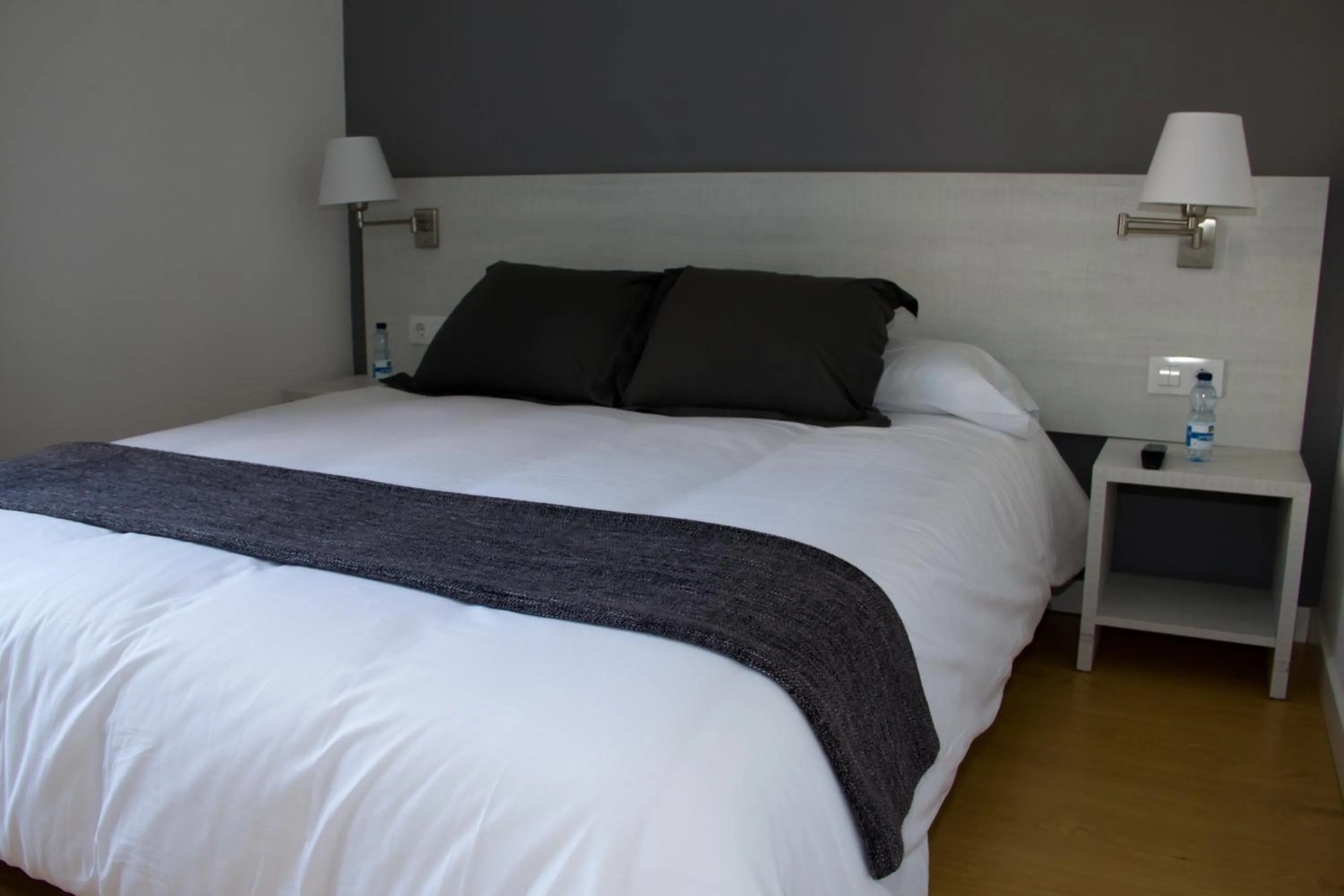 Bed in Hostalin Barcelona Diputacion