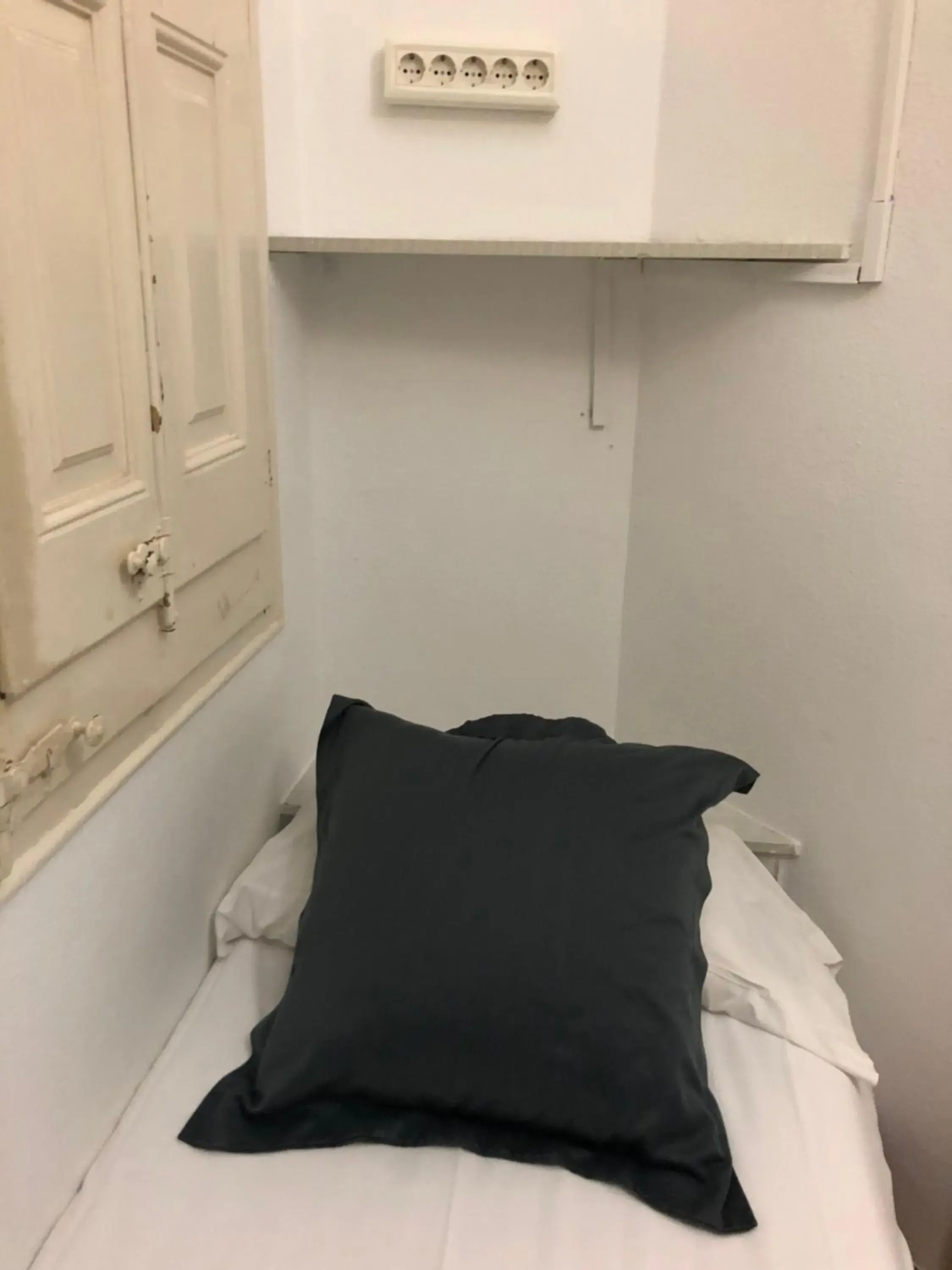 Bed in Hostalin Barcelona Diputacion Bed in Hostalin Barcelona Diputacion