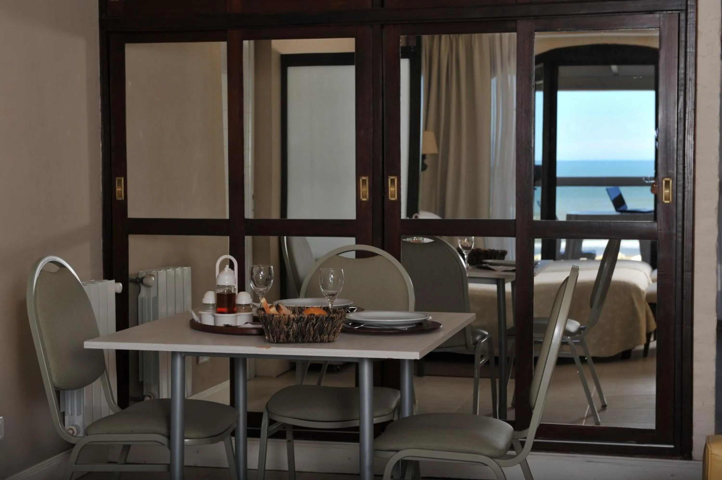 Dining area in Carilo Soleil By HS