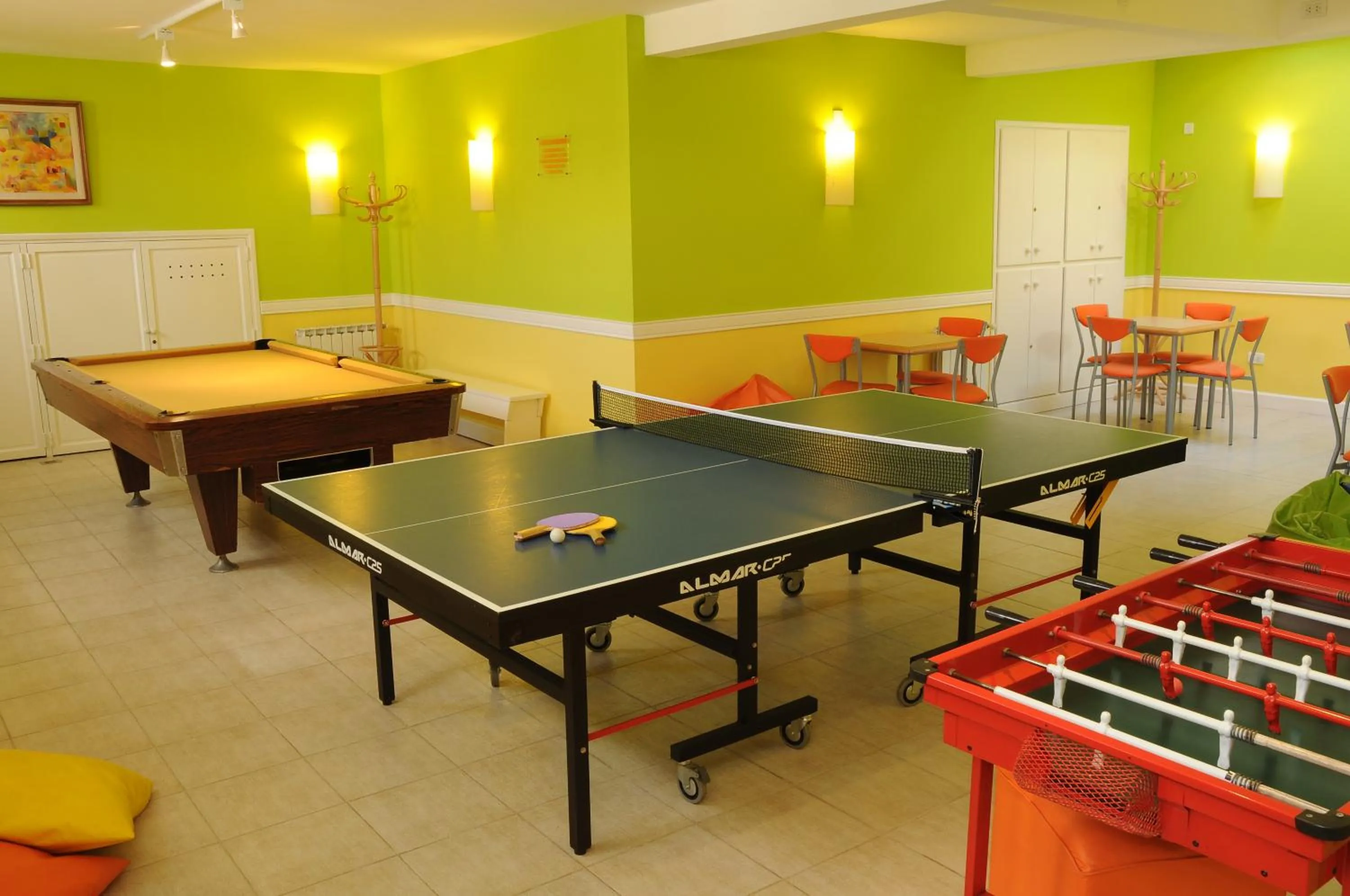 Game Room in Carilo Soleil By HS