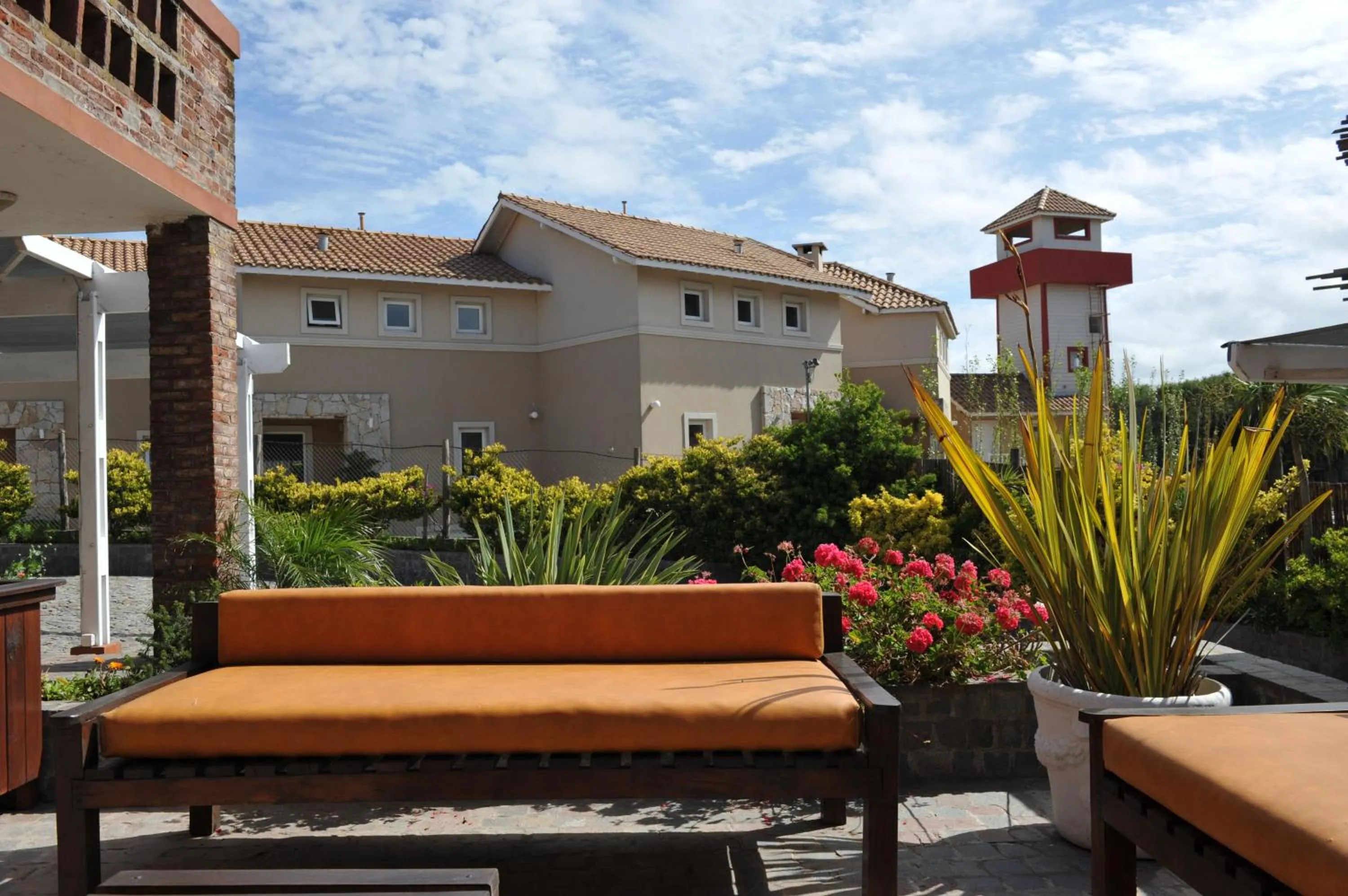 Balcony/Terrace in Carilo Soleil By HS
