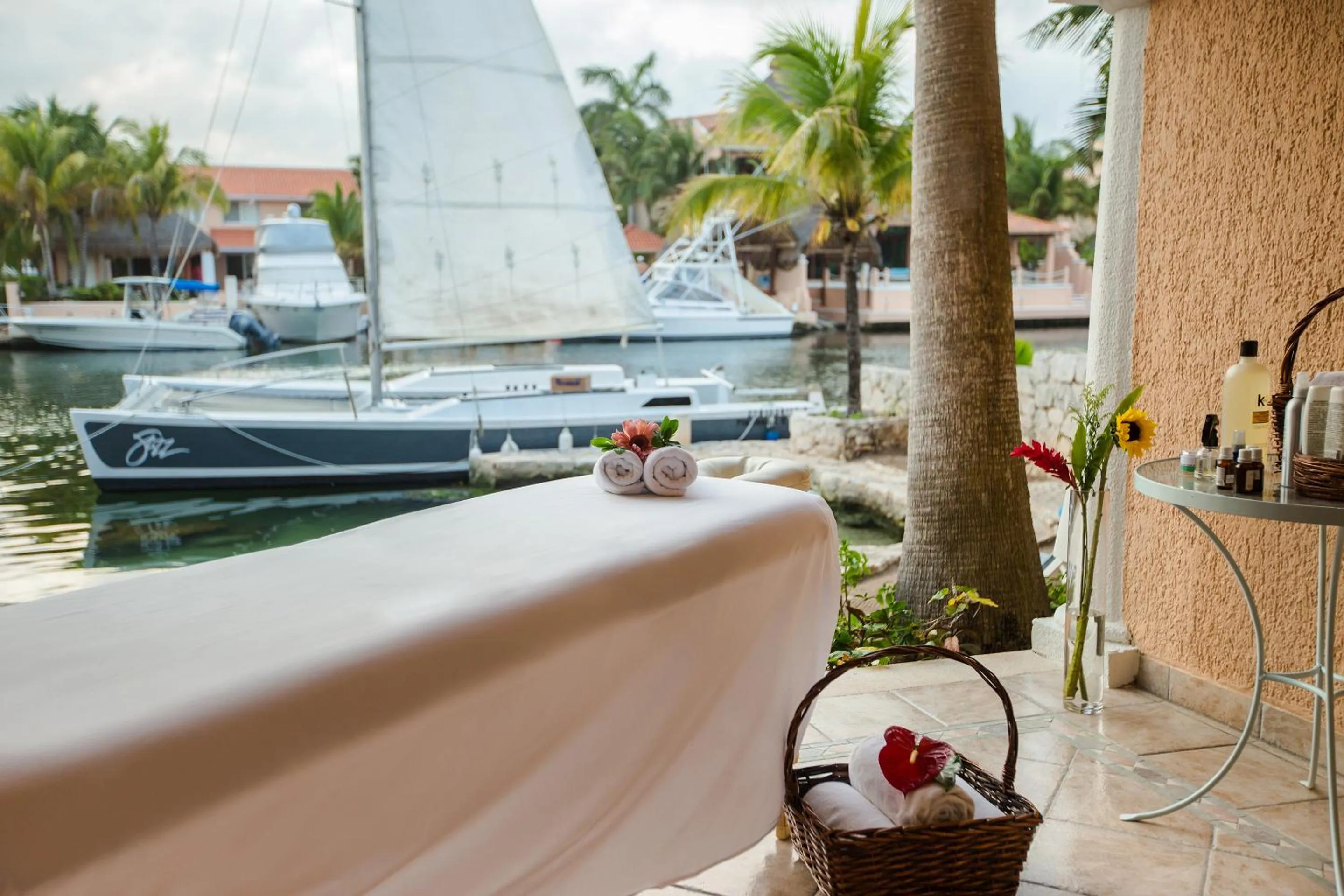 Massage in Chez Waffle Hotel