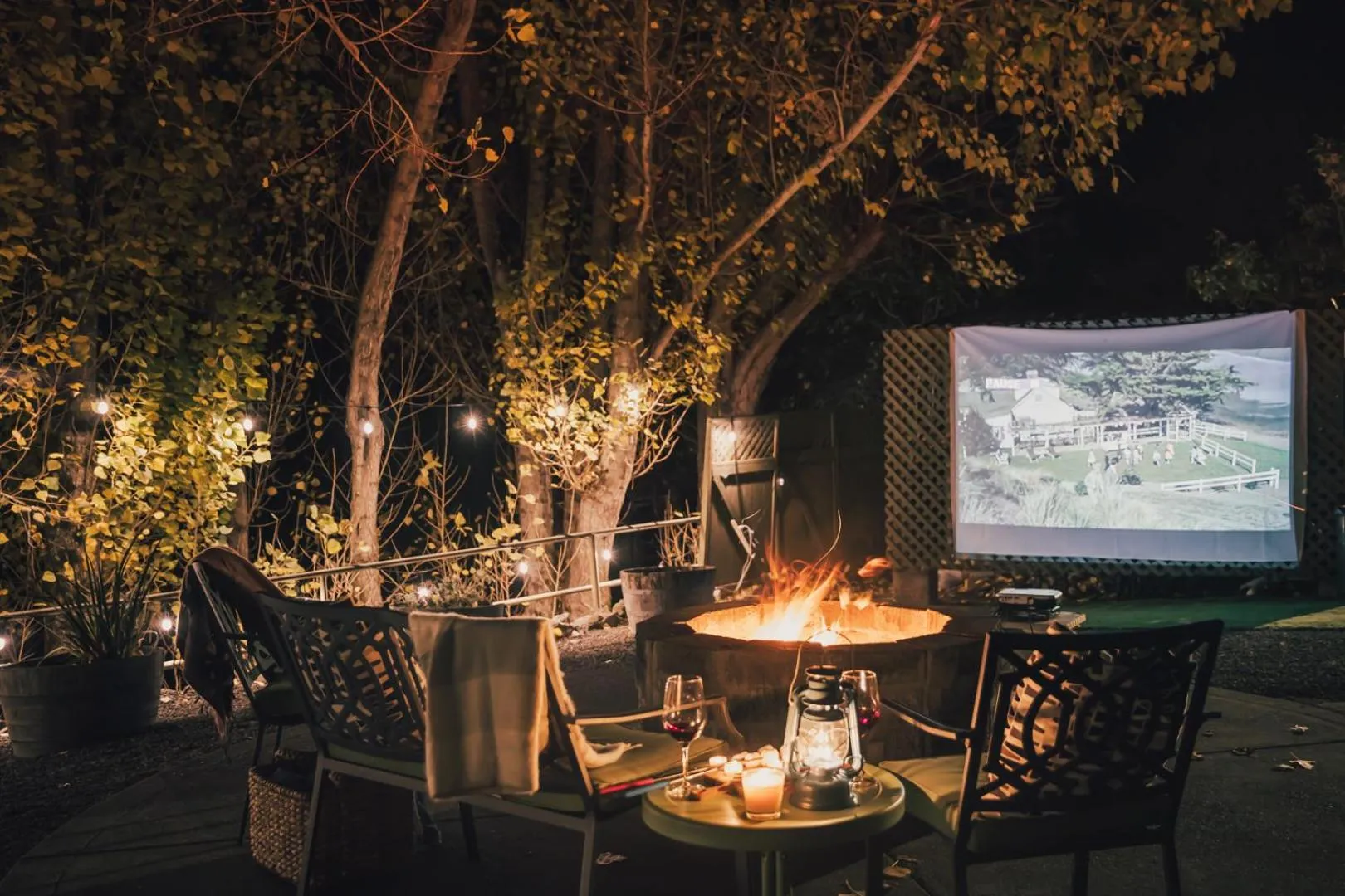 Evening entertainment in Sonoma Coast Villa