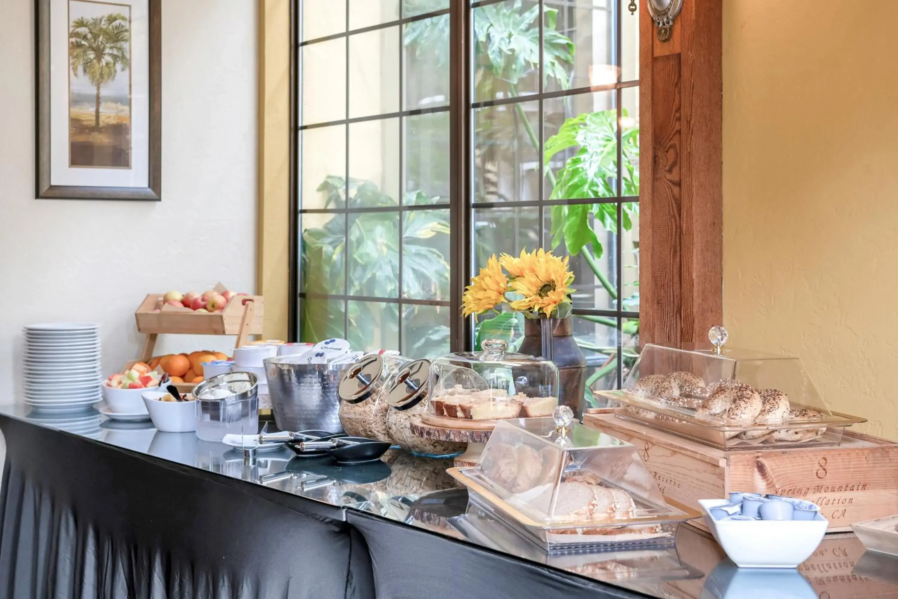 Breakfast in Sonoma Coast Villa Breakfast in Sonoma Coast Villa