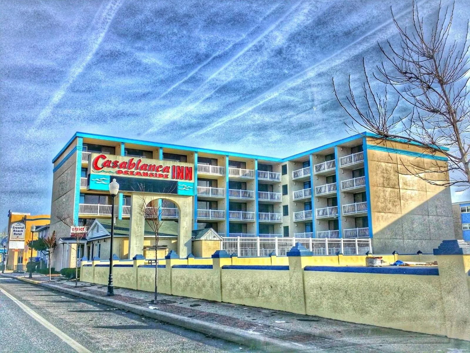 Casablanca Oceanside Inn