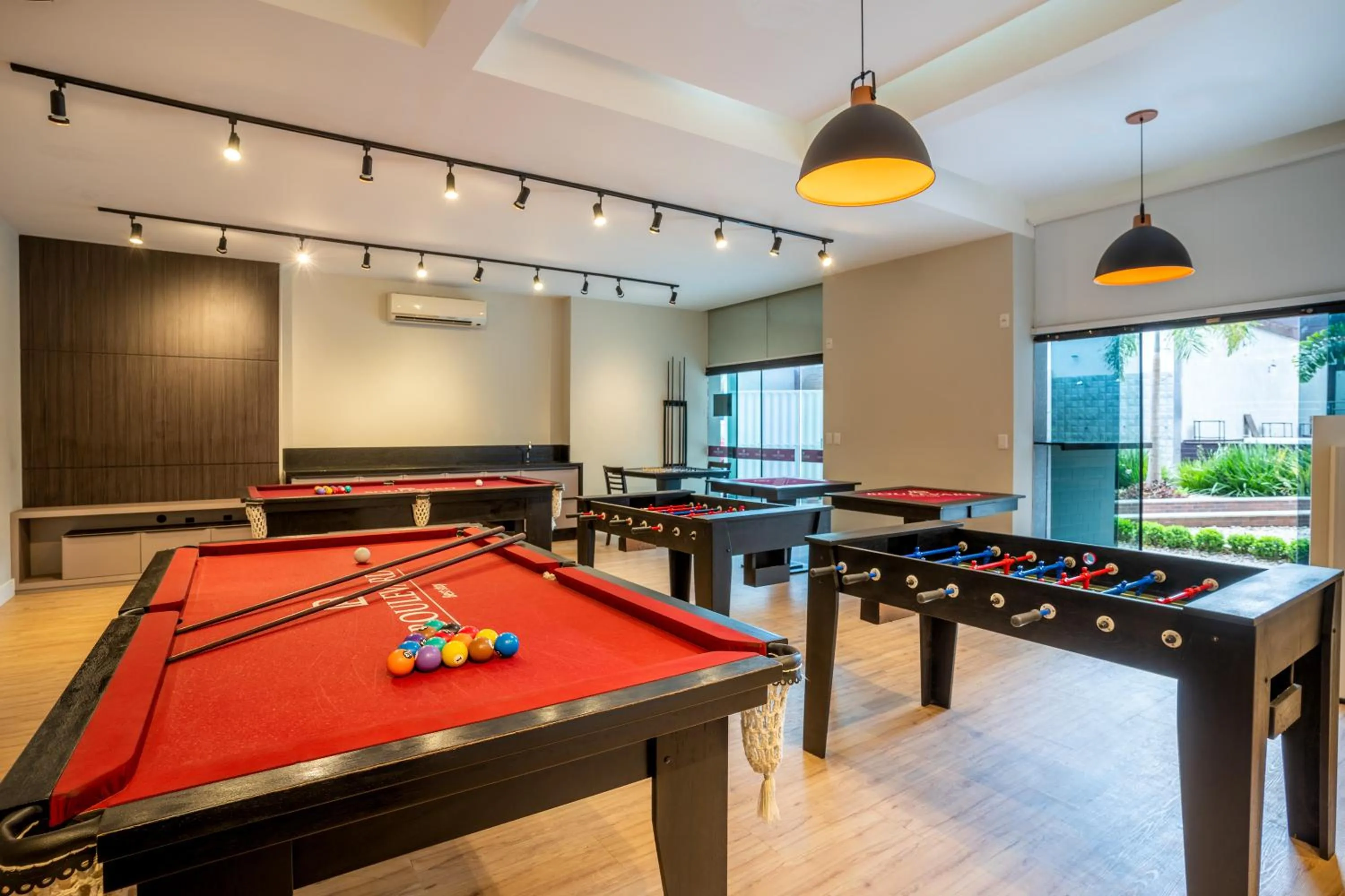 Game Room in Boulevard Beach Canasvieiras Hotel