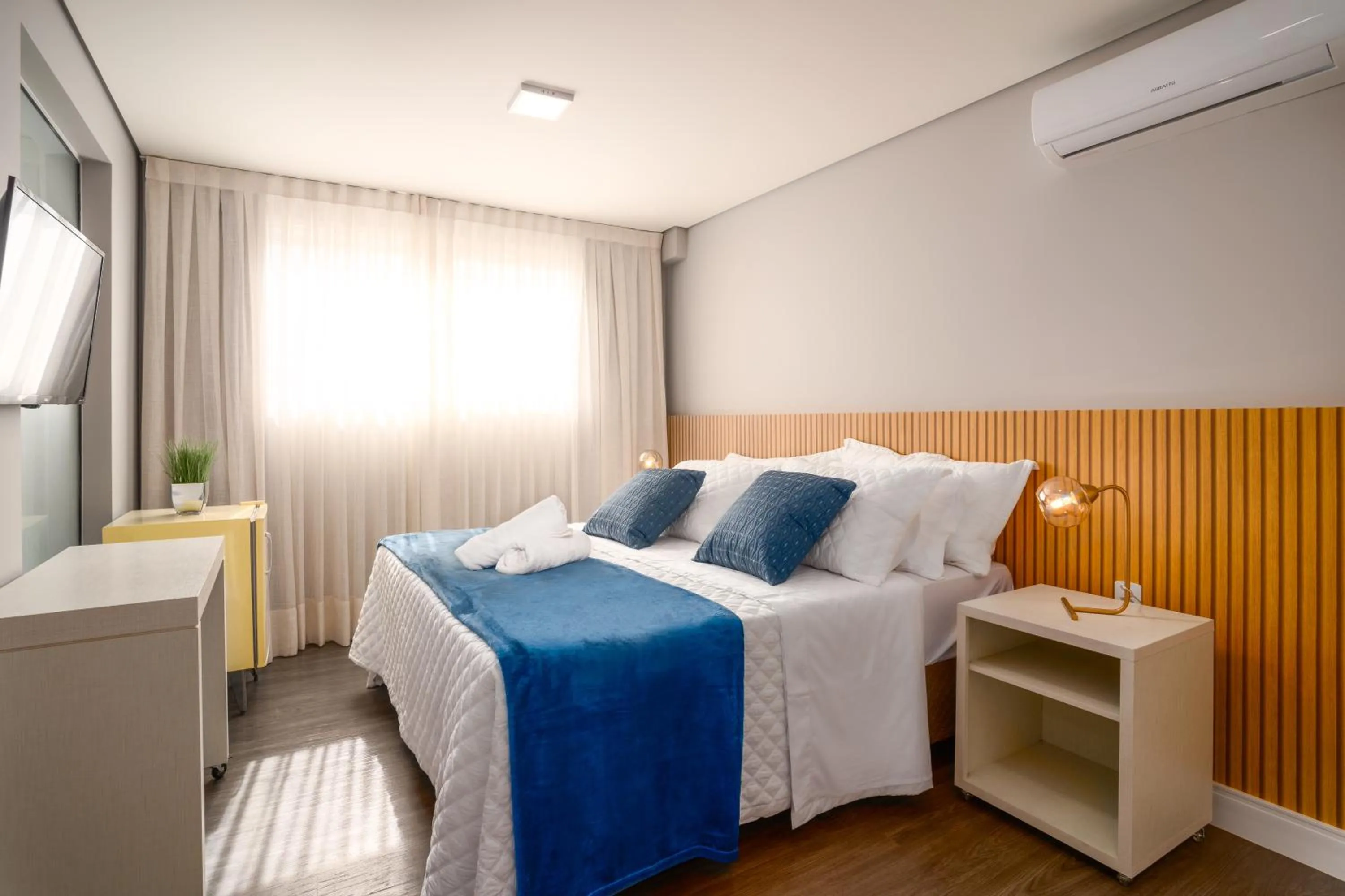 Photo of the whole room, Bed in Boulevard Beach Canasvieiras Hotel