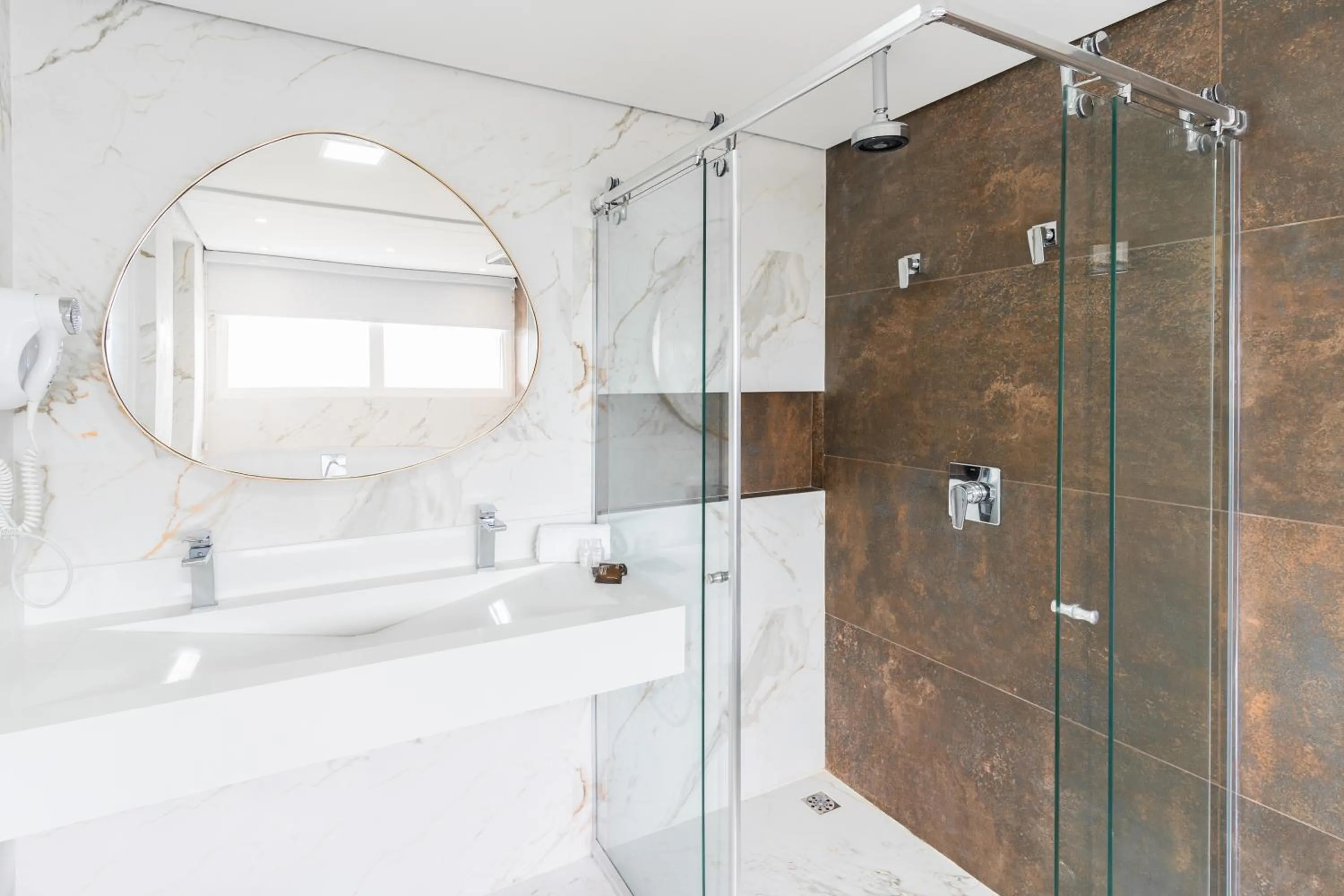 Bathroom in Boulevard Beach Canasvieiras Hotel