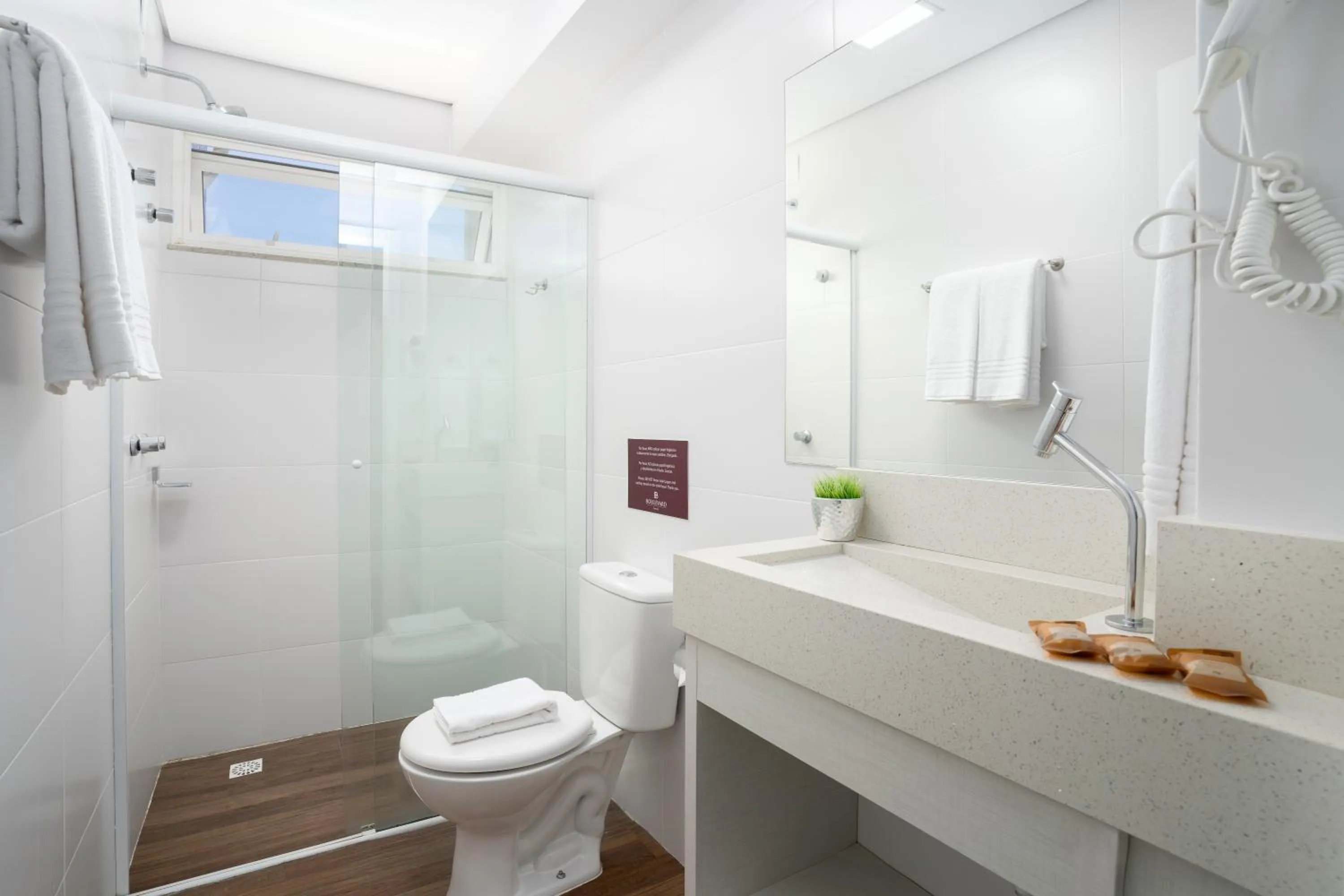 Bathroom in Boulevard Beach Canasvieiras Hotel