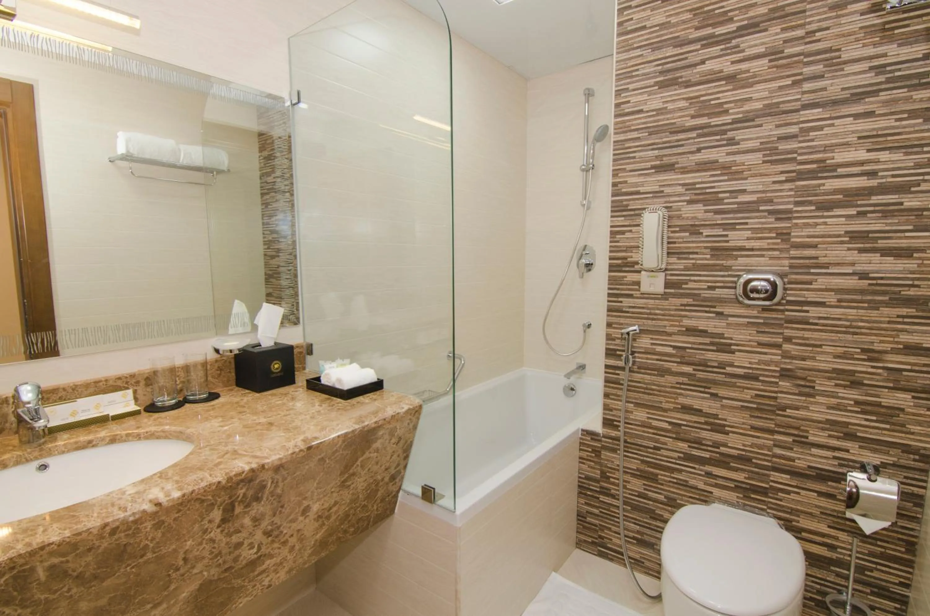 Bathroom in Al Murooj Grand Hotel
