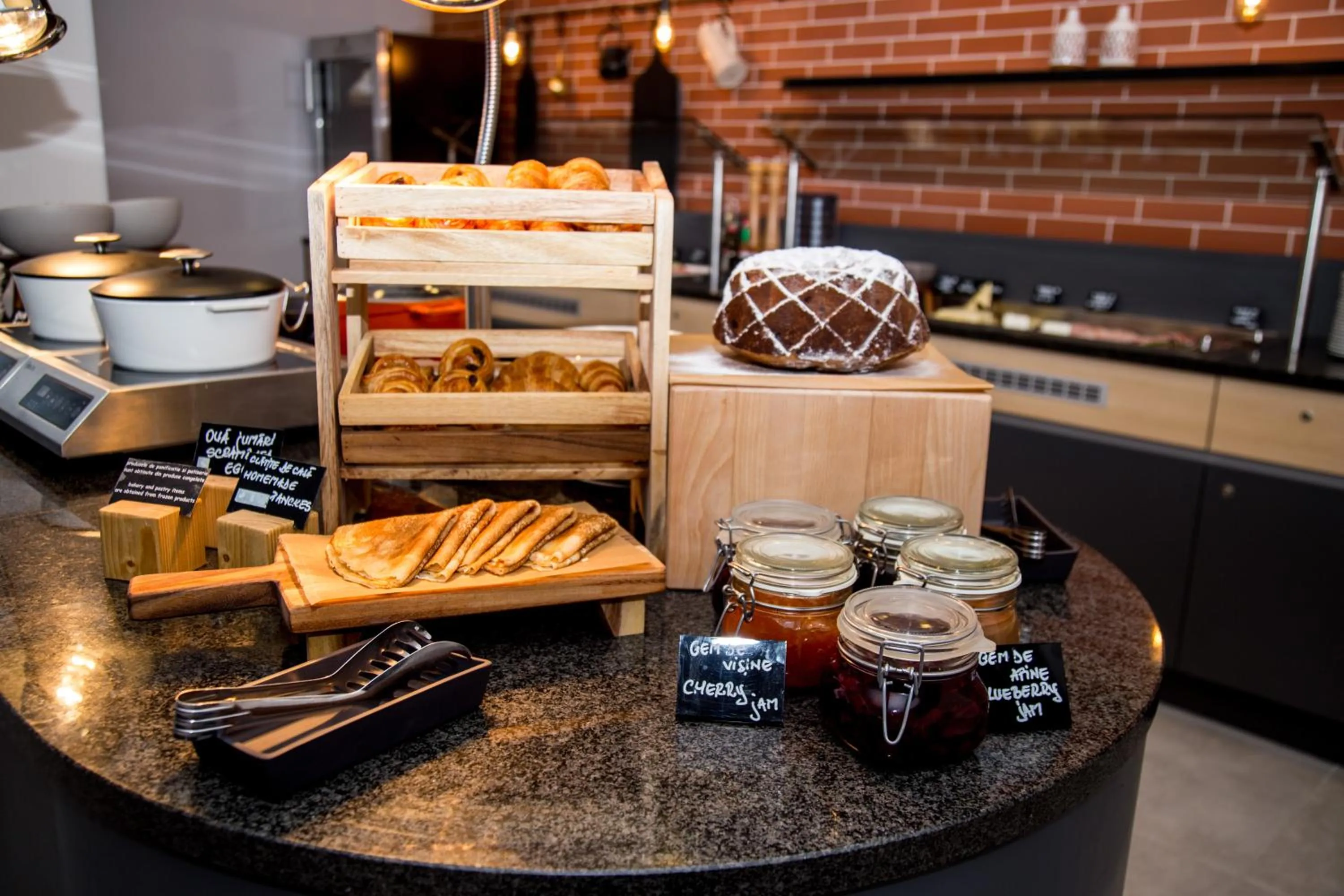 Breakfast in Vienna House Easy by Wyndham Bucharest Airport