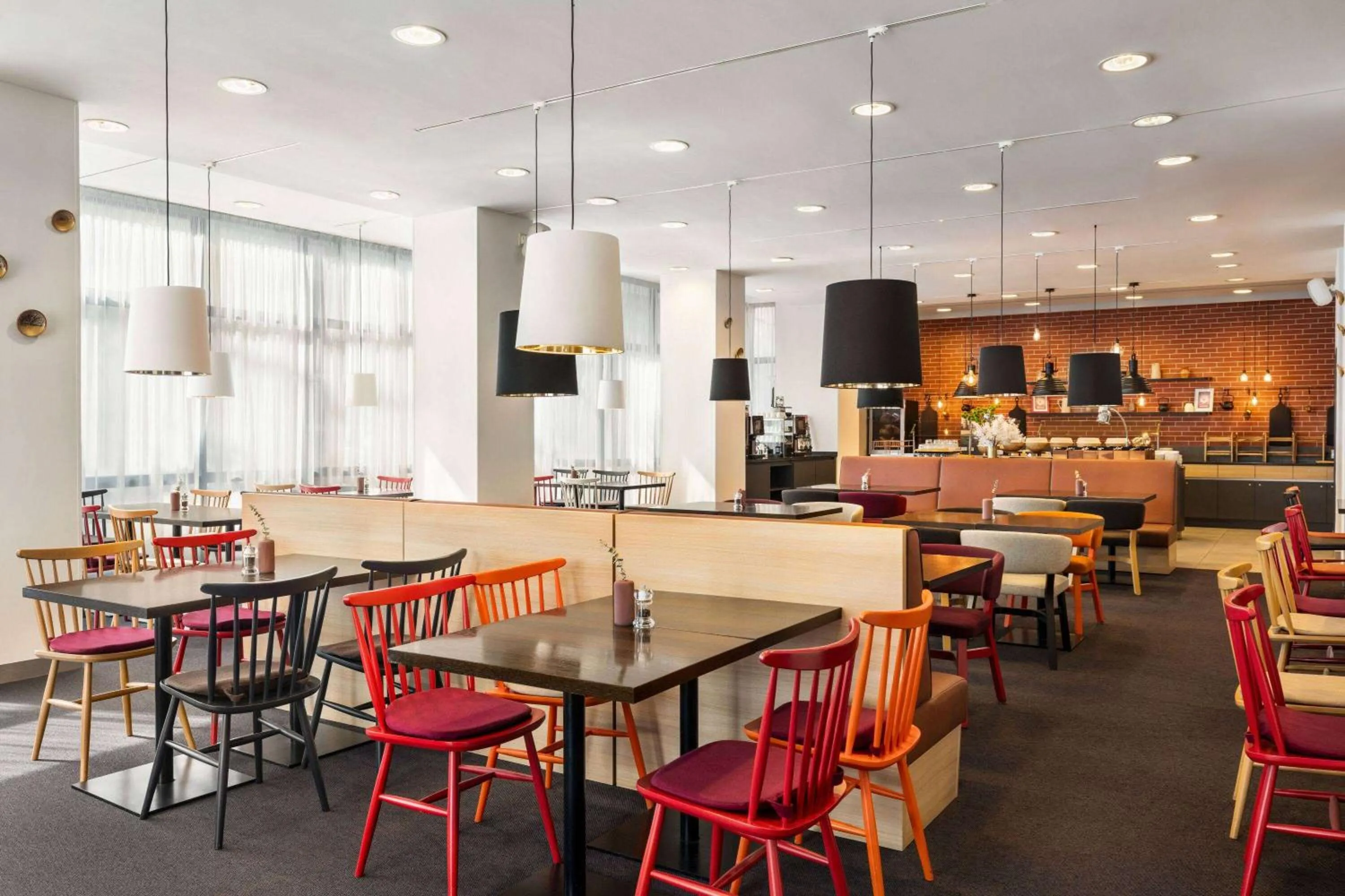 Restaurant/places to eat in Vienna House Easy by Wyndham Bucharest Airport