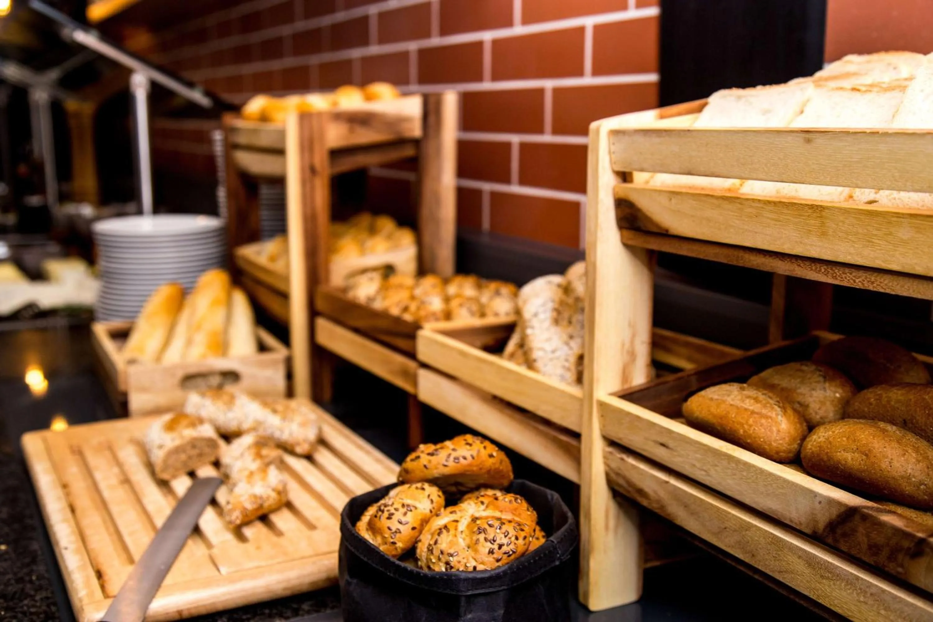 Restaurant/places to eat in Vienna House Easy by Wyndham Bucharest Airport