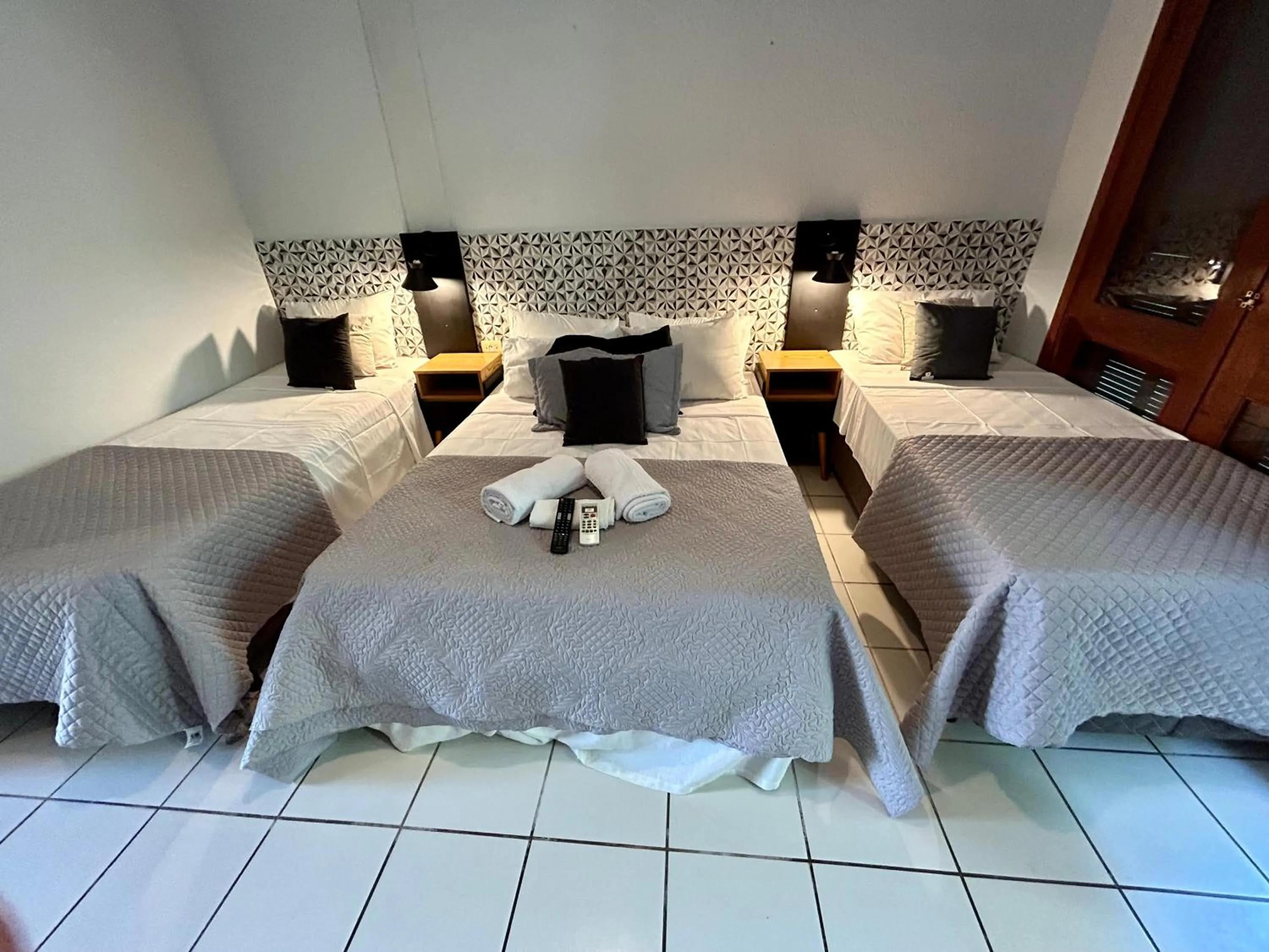 Photo of the whole room, Bed in Recanto Verde Praia Hotel Juquehy