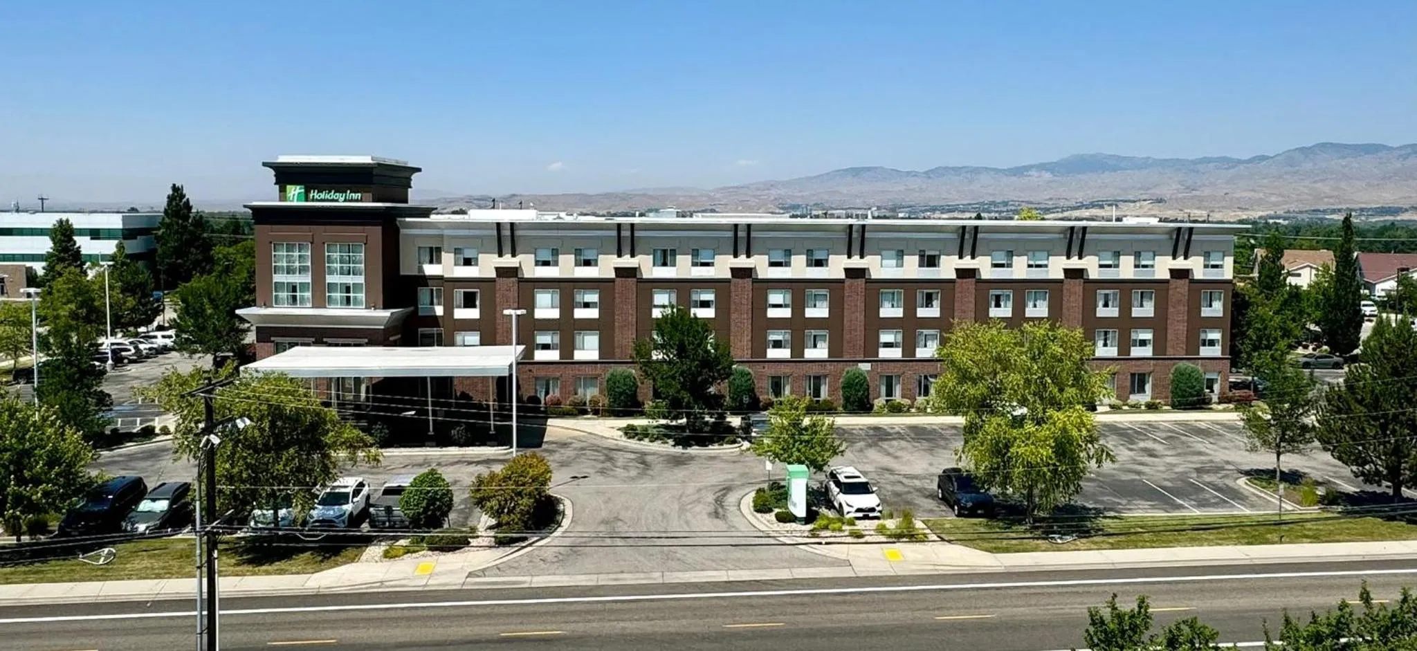 Property building in Holiday Inn Boise Airport by IHG
