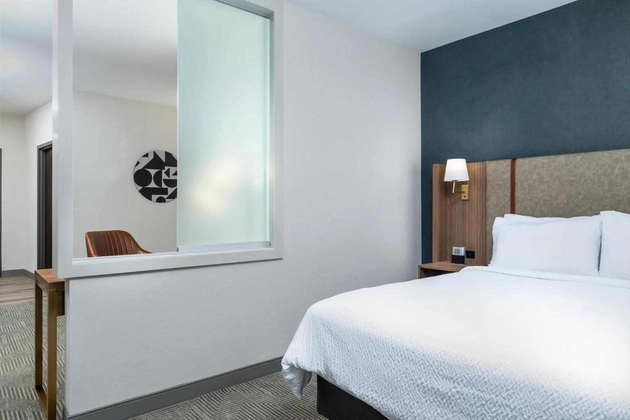 Photo of the whole room, Bed in Holiday Inn Boise Airport by IHG