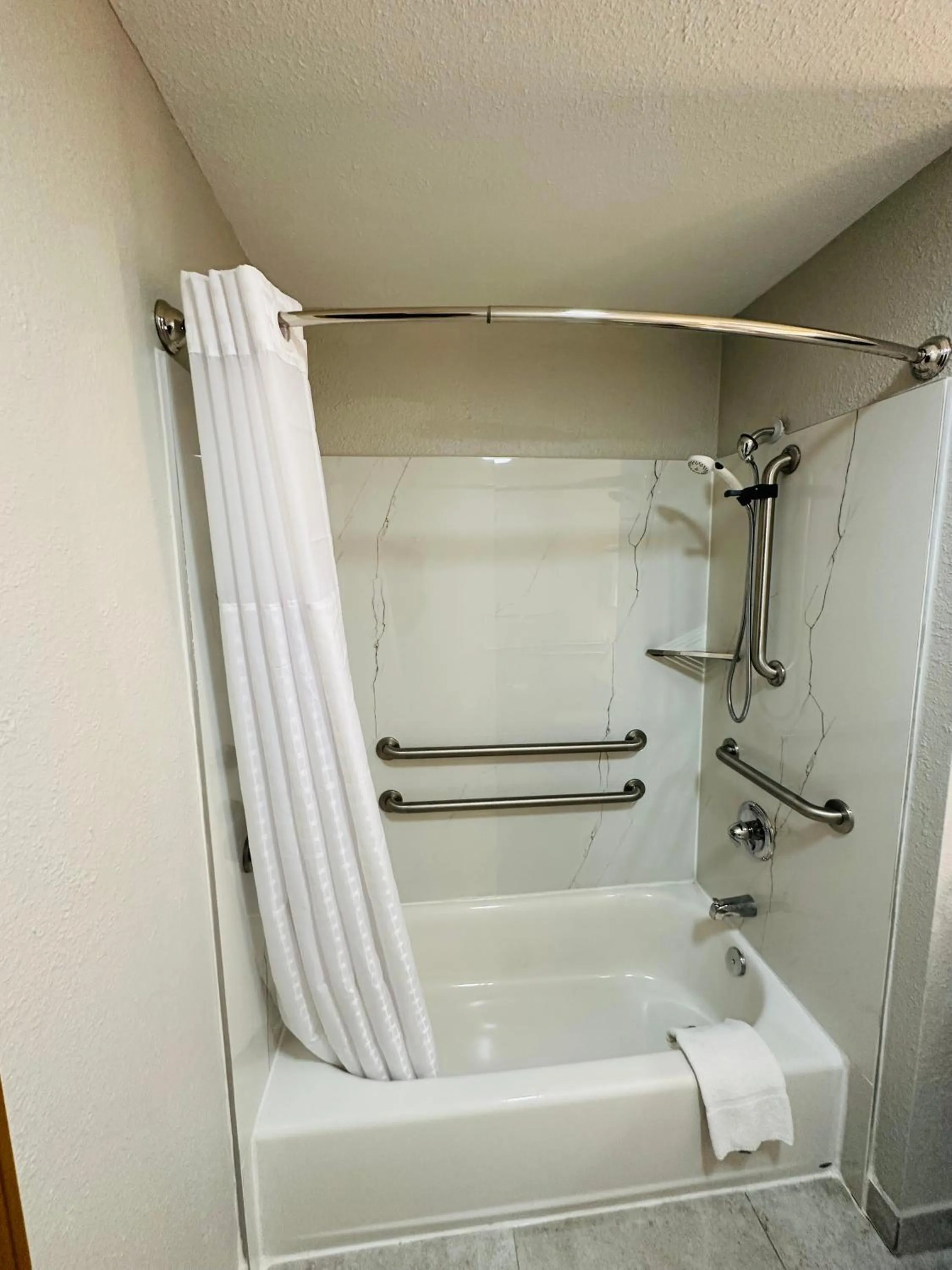 Bathroom in Super 8 by Wyndham Elizabethtown