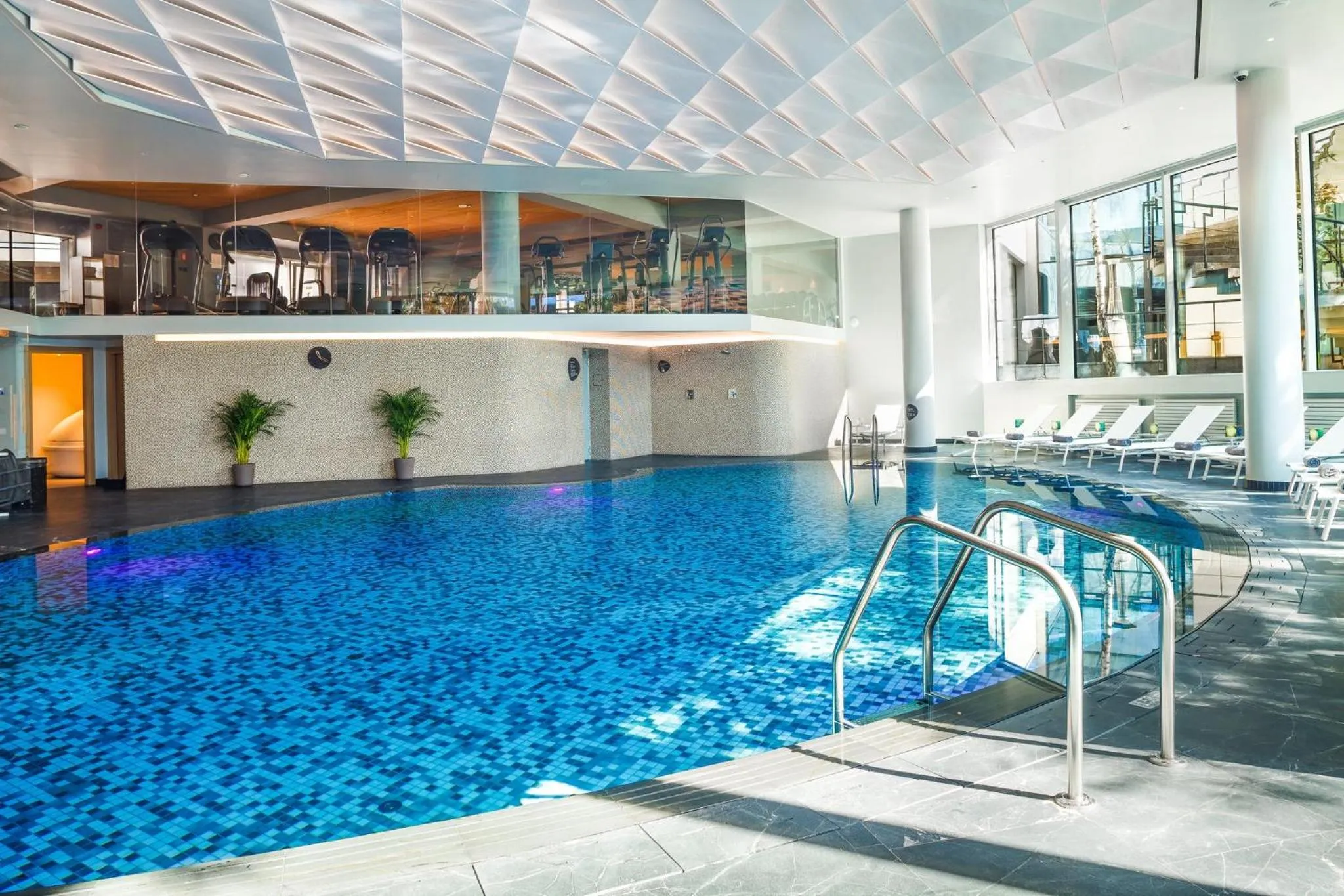 Swimming pool in Crowne Plaza Bucharest by IHG