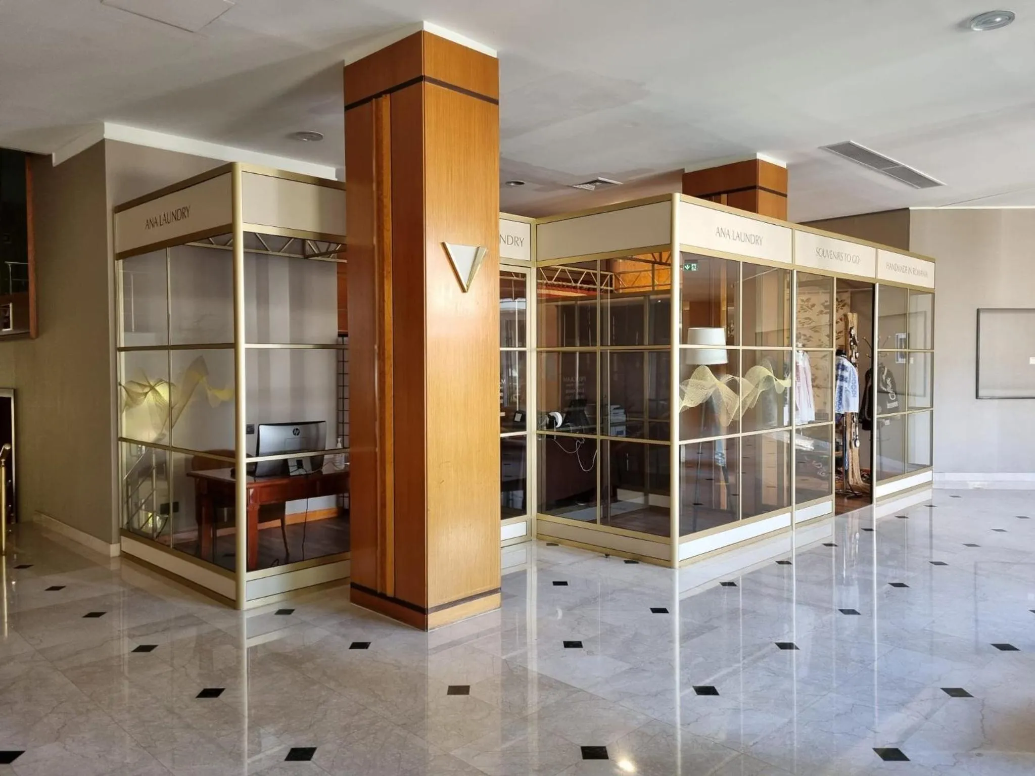 Meeting/conference room in Crowne Plaza Bucharest by IHG