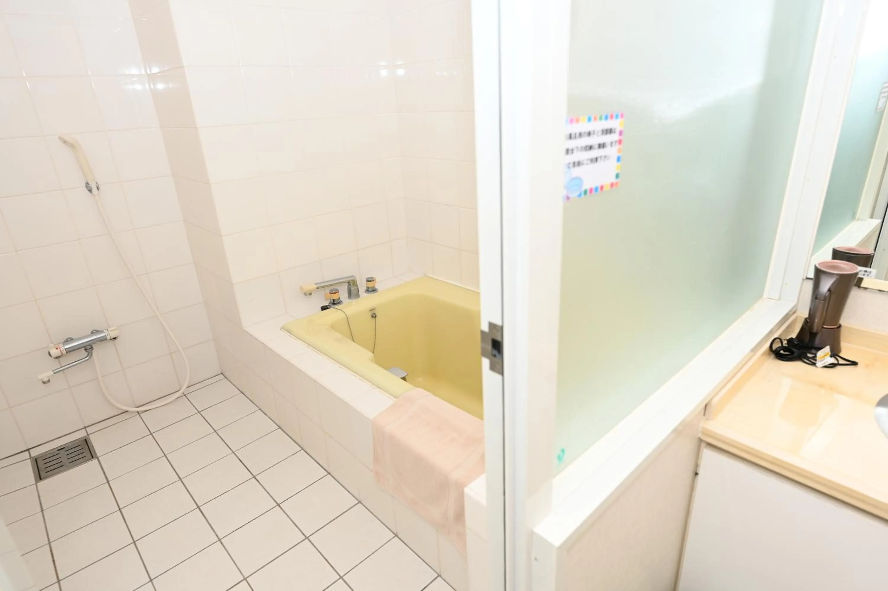 Bathroom in Hotel Royal Marine Palace Ishigakijima