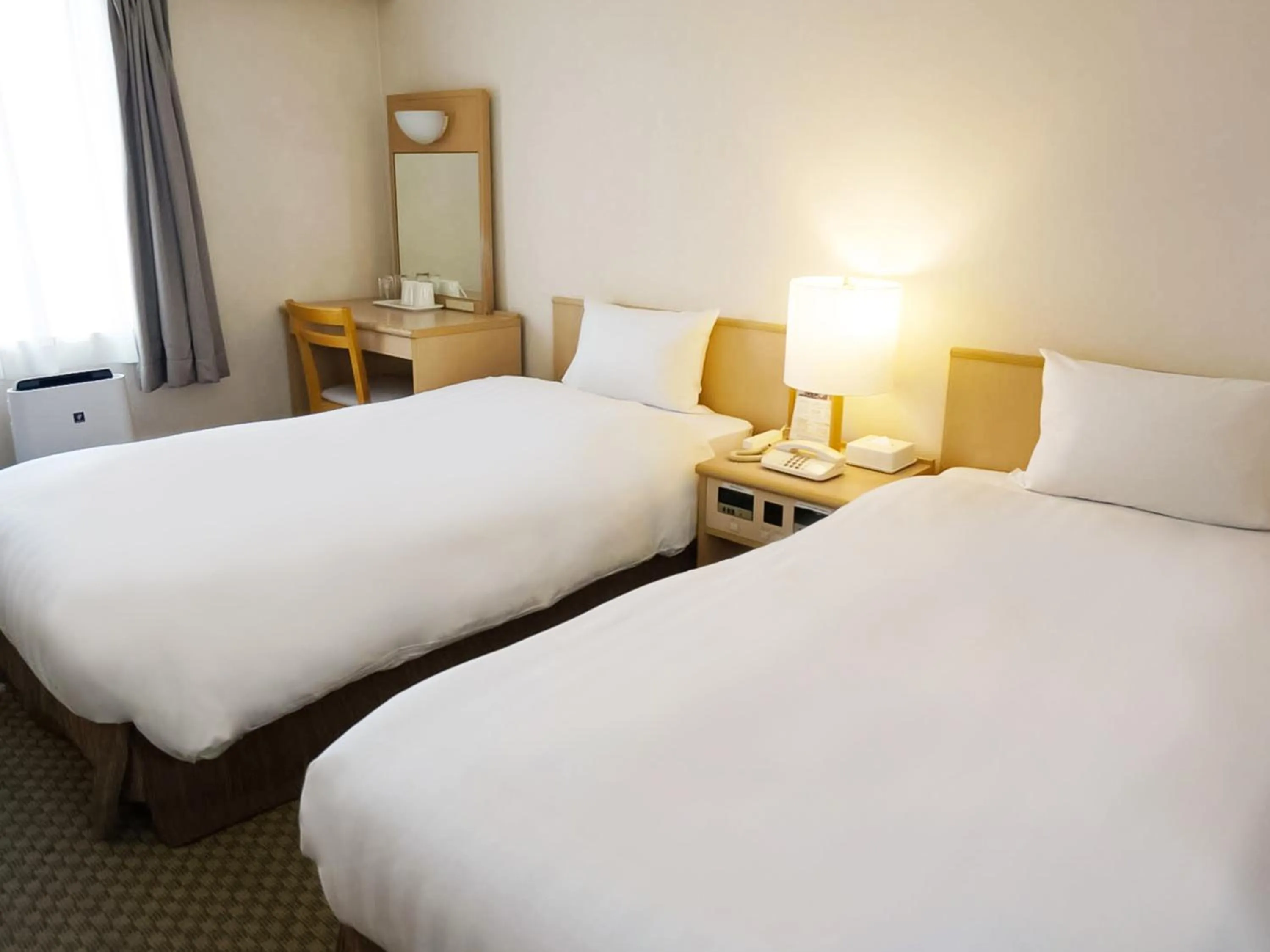 Photo of the whole room, Bed in Kobe Port Tower Hotel