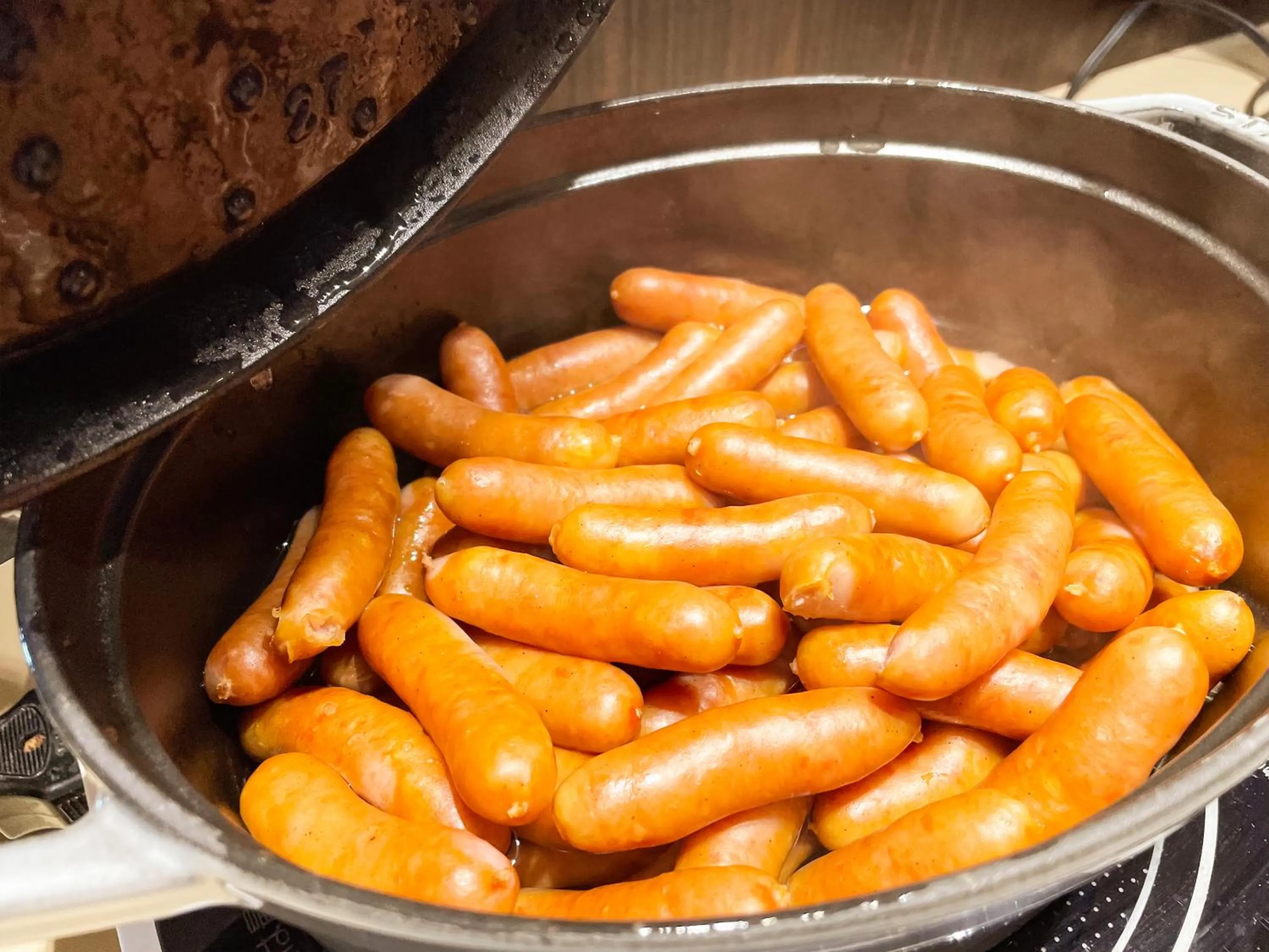 Buffet breakfast in Kobe Port Tower Hotel