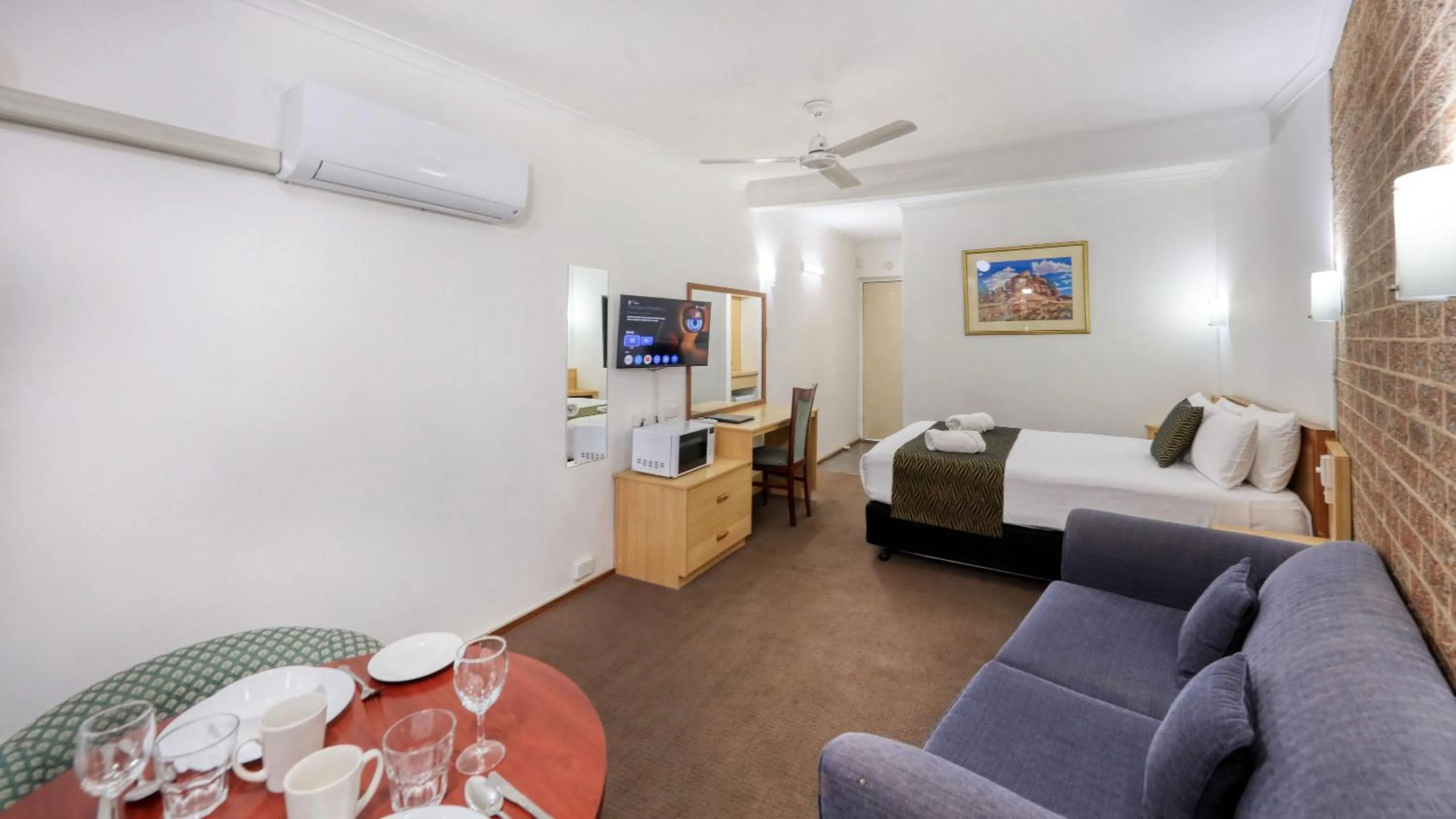 Seating area in Moonraker Motor Inn