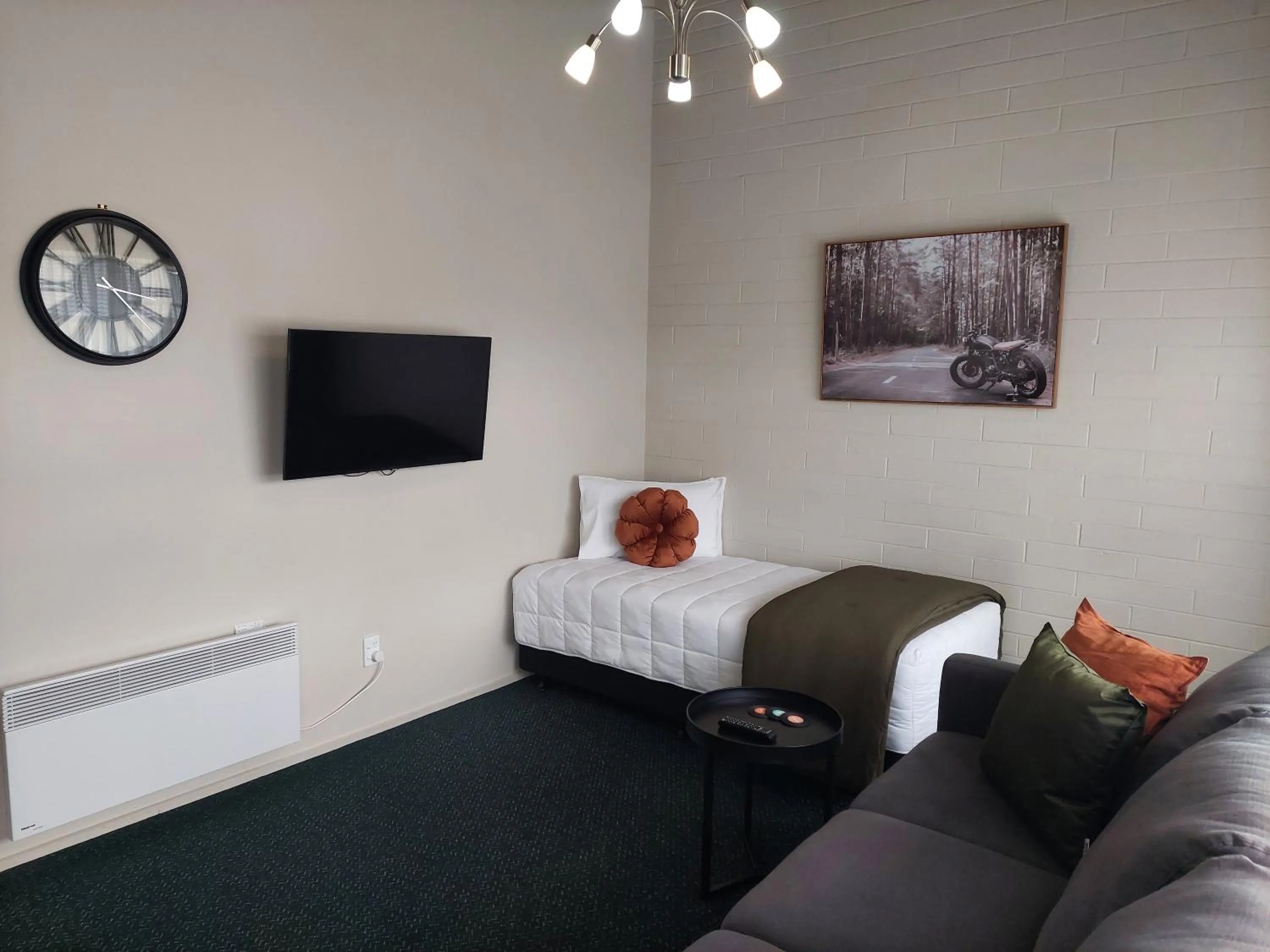 Bed in Colonial on Tay