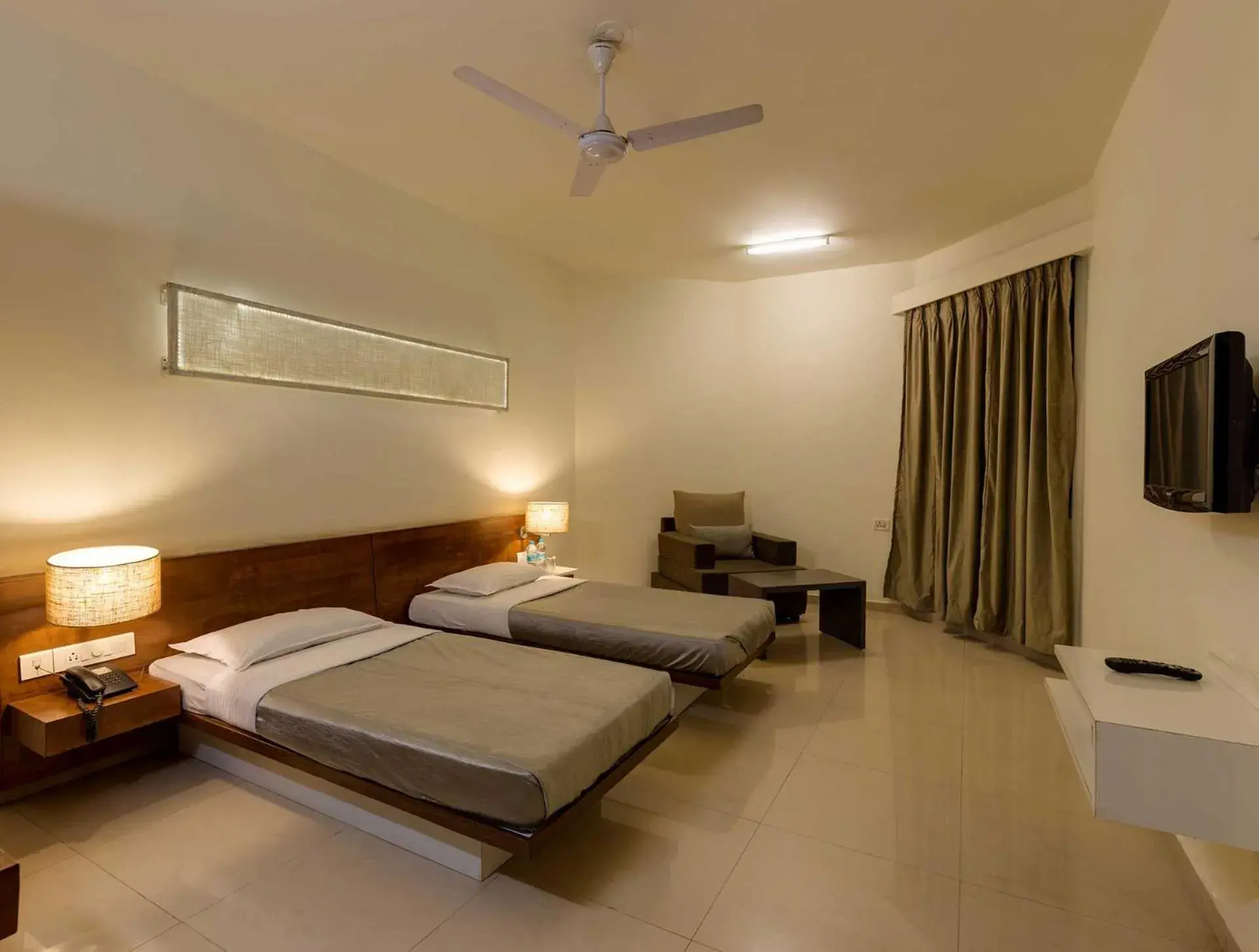 Bed in Hotel Maratha Regency Bed in Hotel Maratha Regency