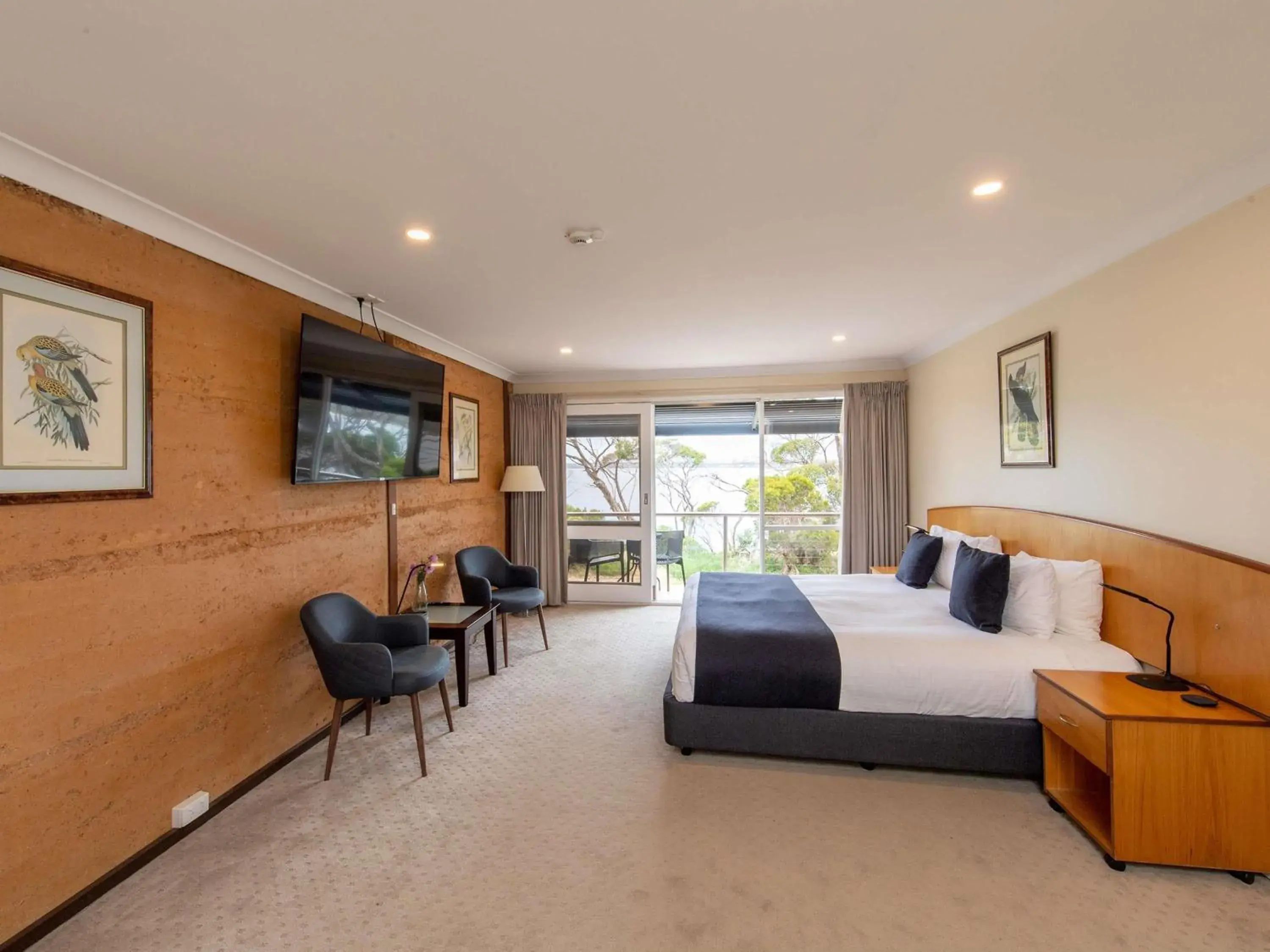 Bedroom, Bed in Mercure Kangaroo Island Lodge Bedroom, Bed in Mercure Kangaroo Island Lodge