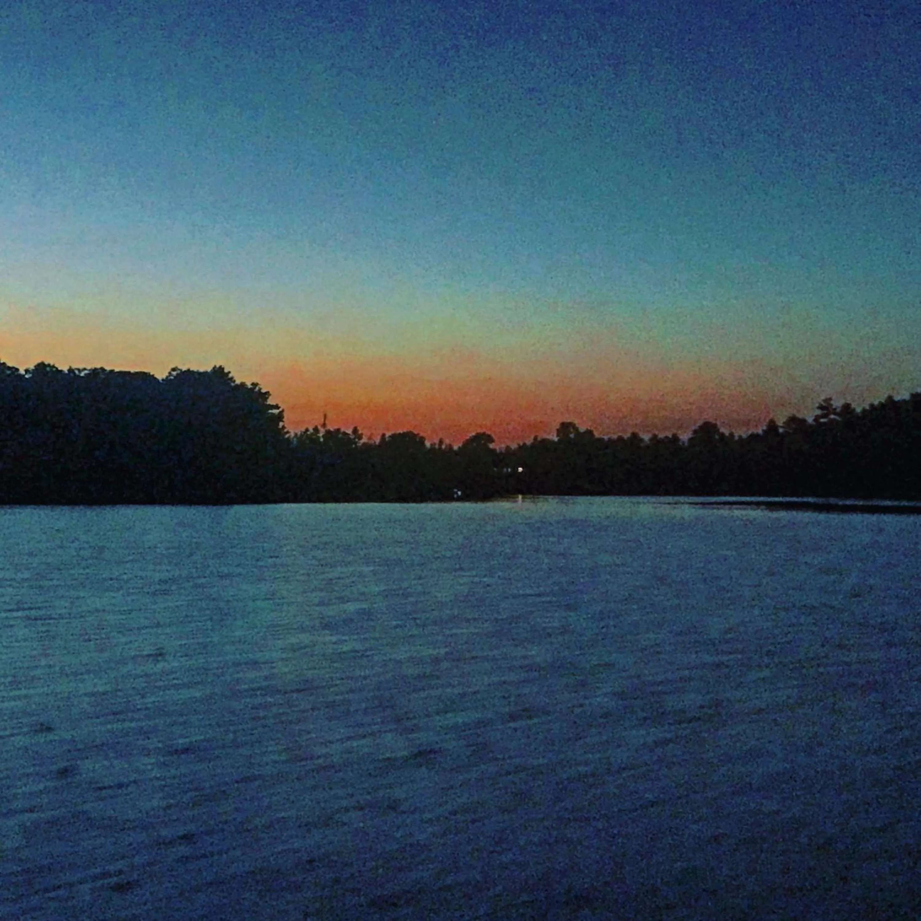 Sunset in Riverview Inn