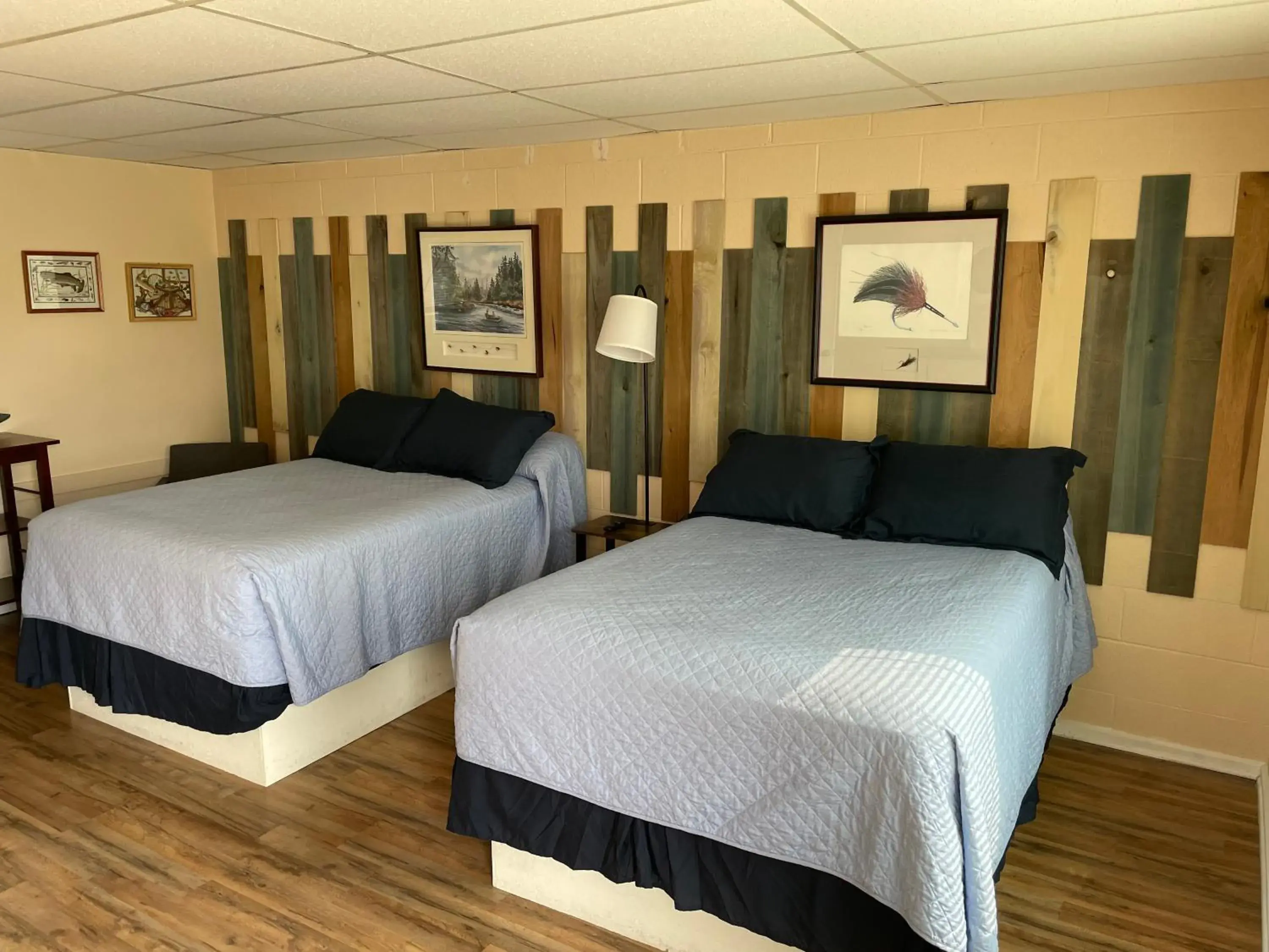 Photo of the whole room in Riverview Inn Photo of the whole room in Riverview Inn