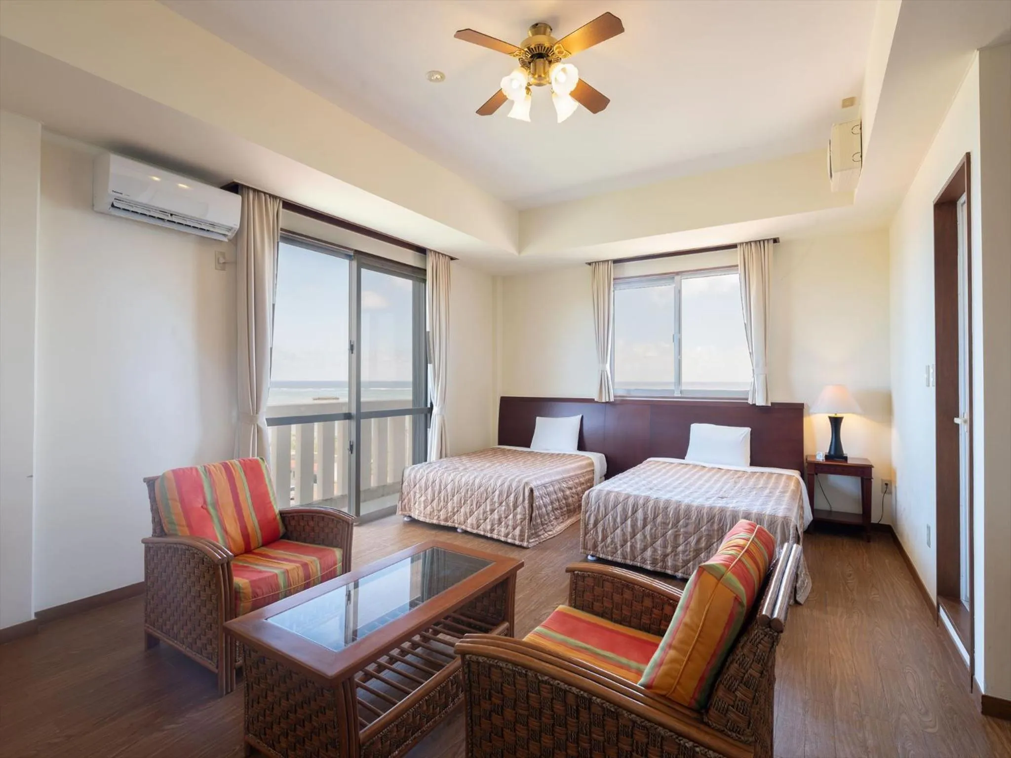 Photo of the whole room in Hotel La Teada Iriomote