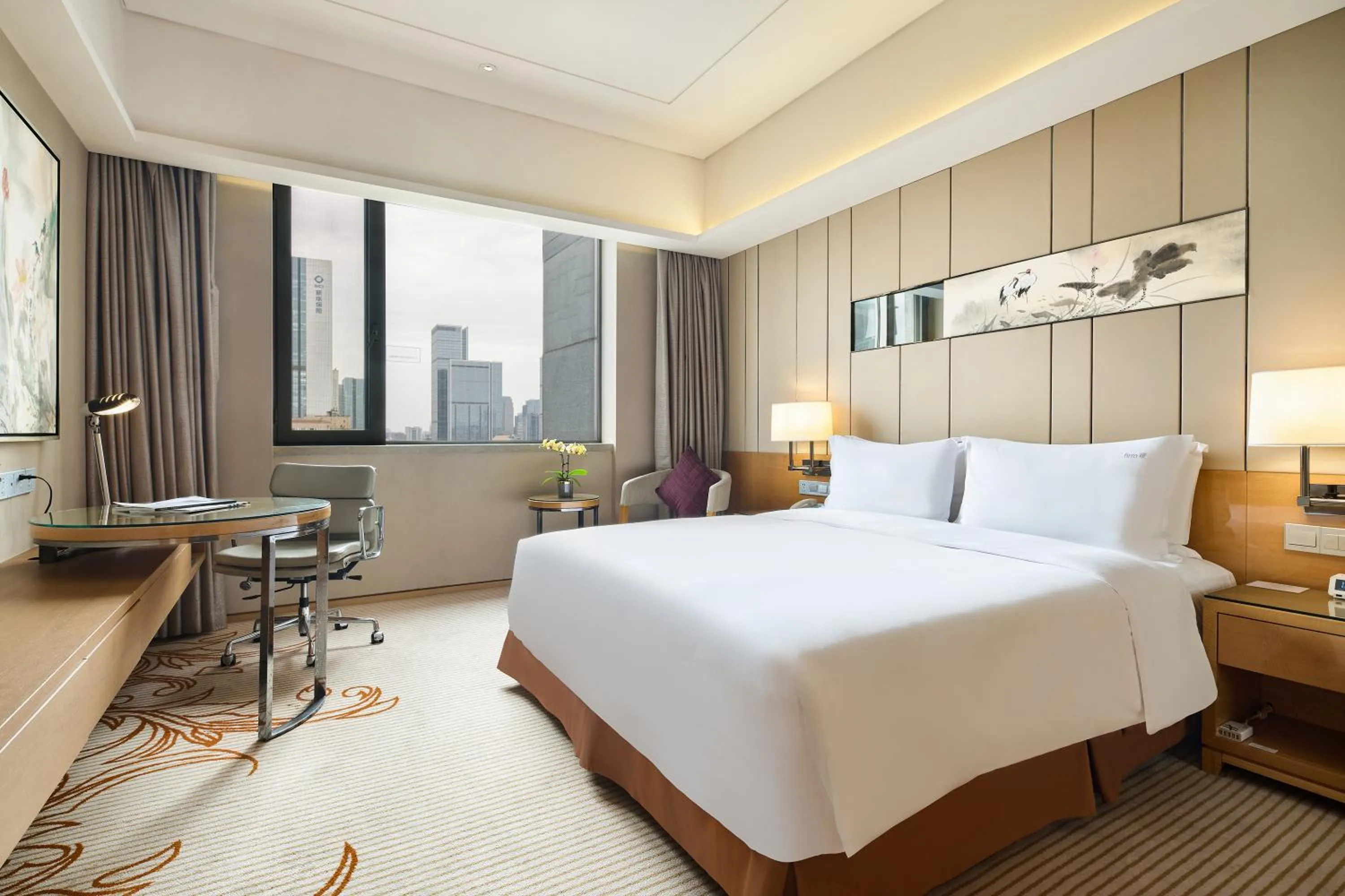 Bedroom, Bed in Holiday Inn Chengdu Oriental Plaza