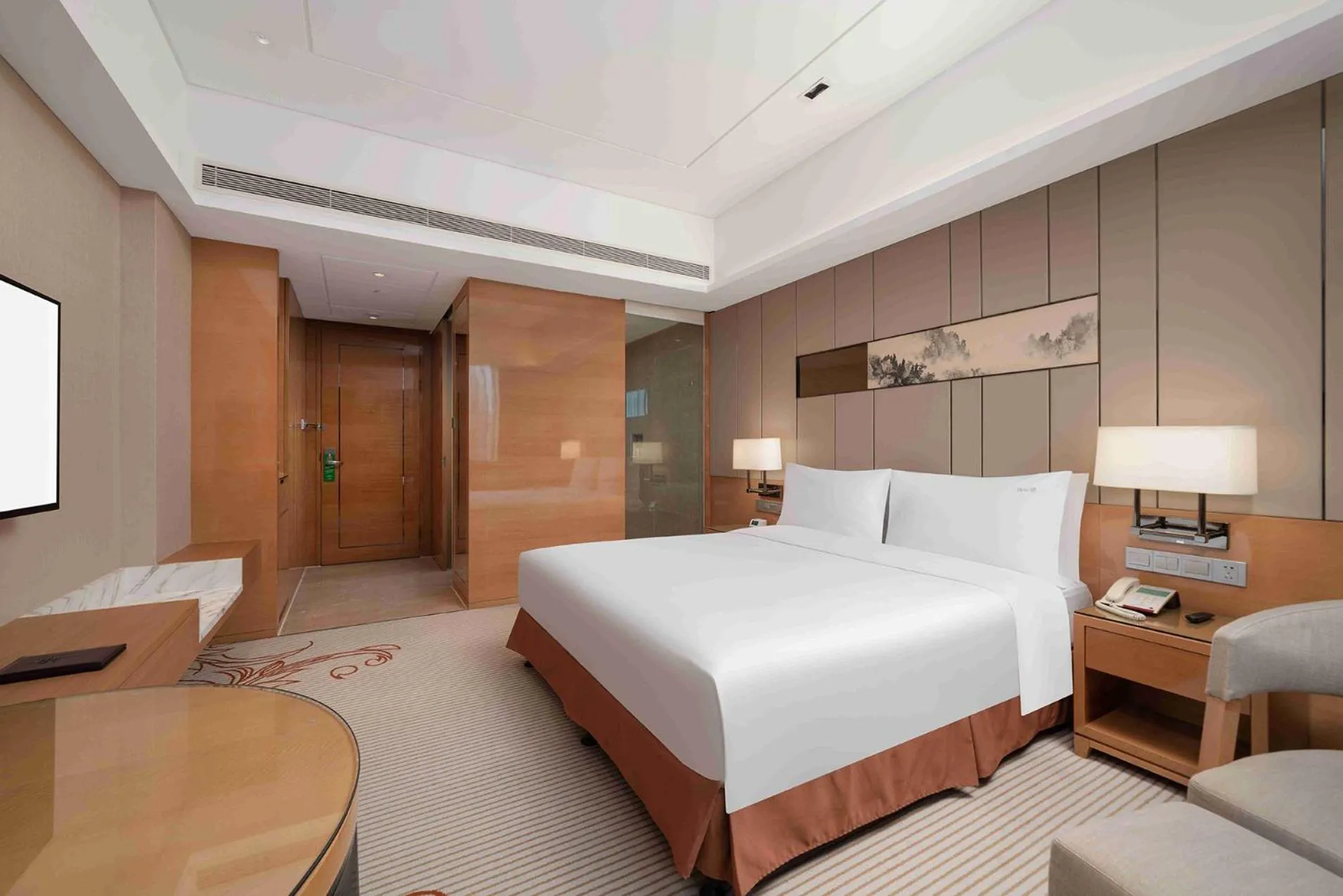 Bed in Holiday Inn Chengdu Oriental Plaza