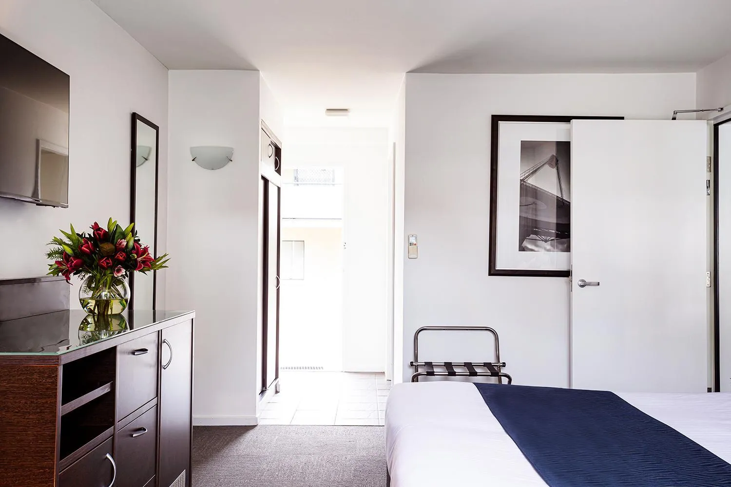 Bedroom, Bed in Station Motel