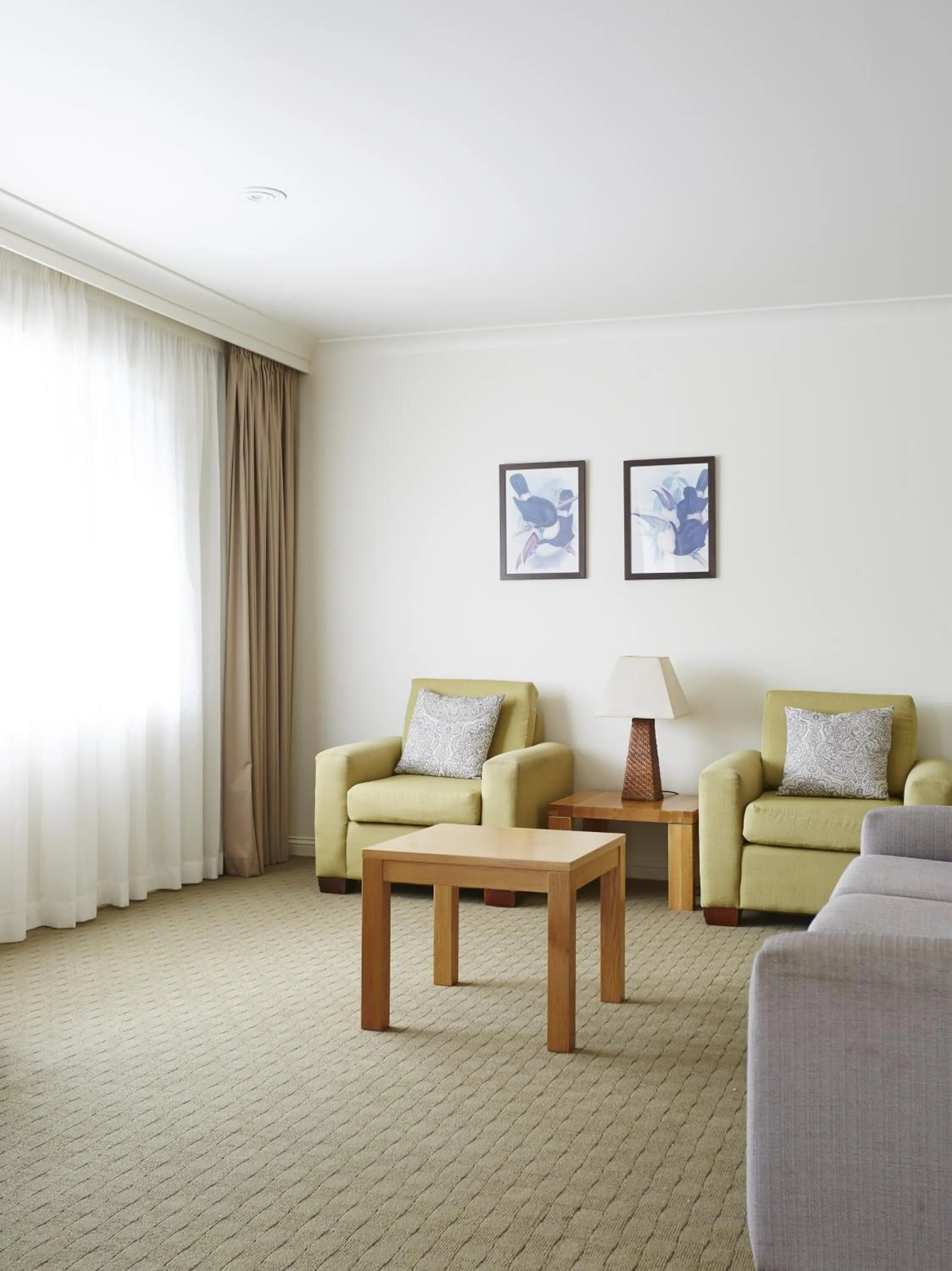 Living room in Bay Beach Motel