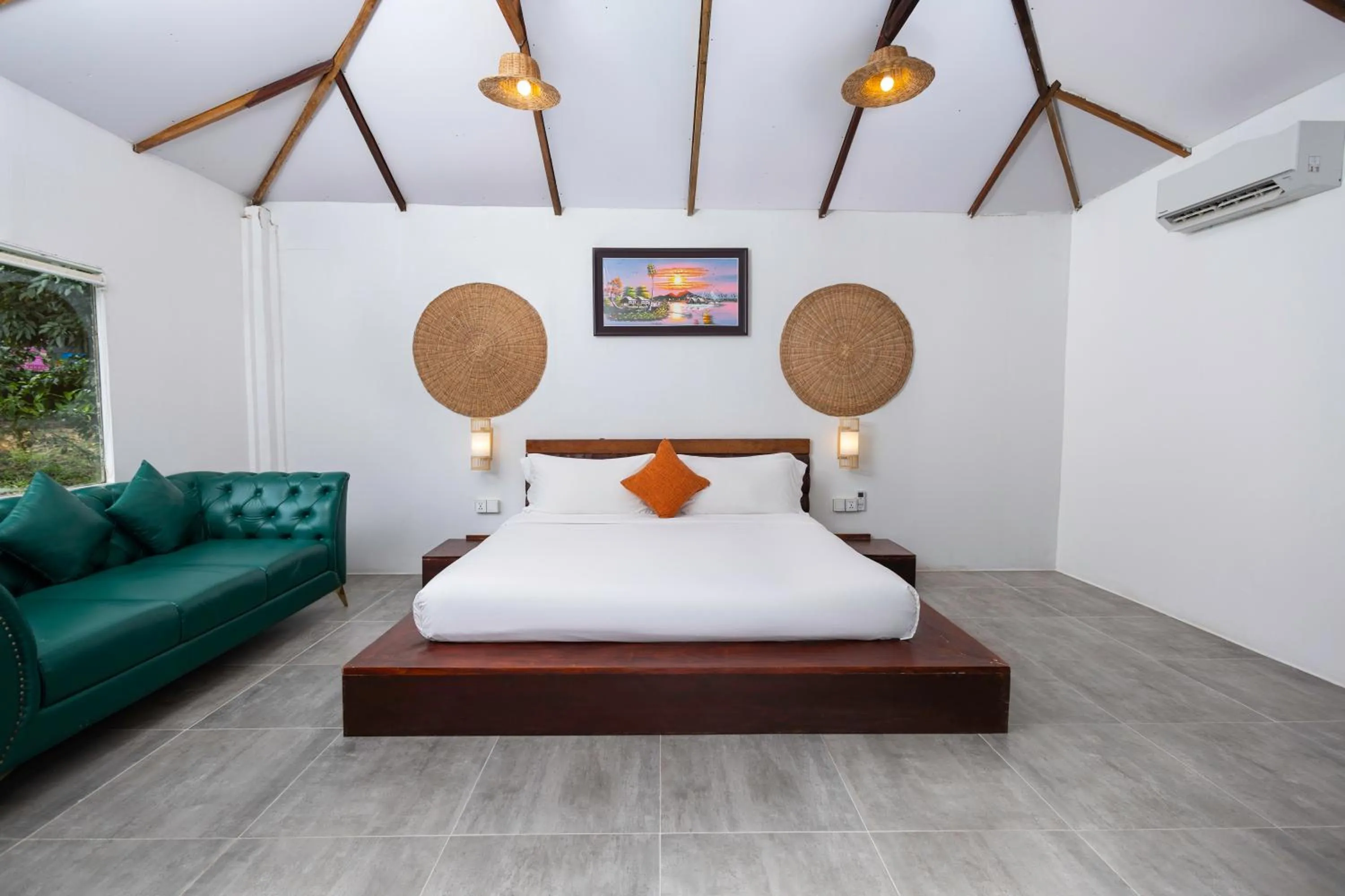 Bed in Long Beach Resort Koh Rong