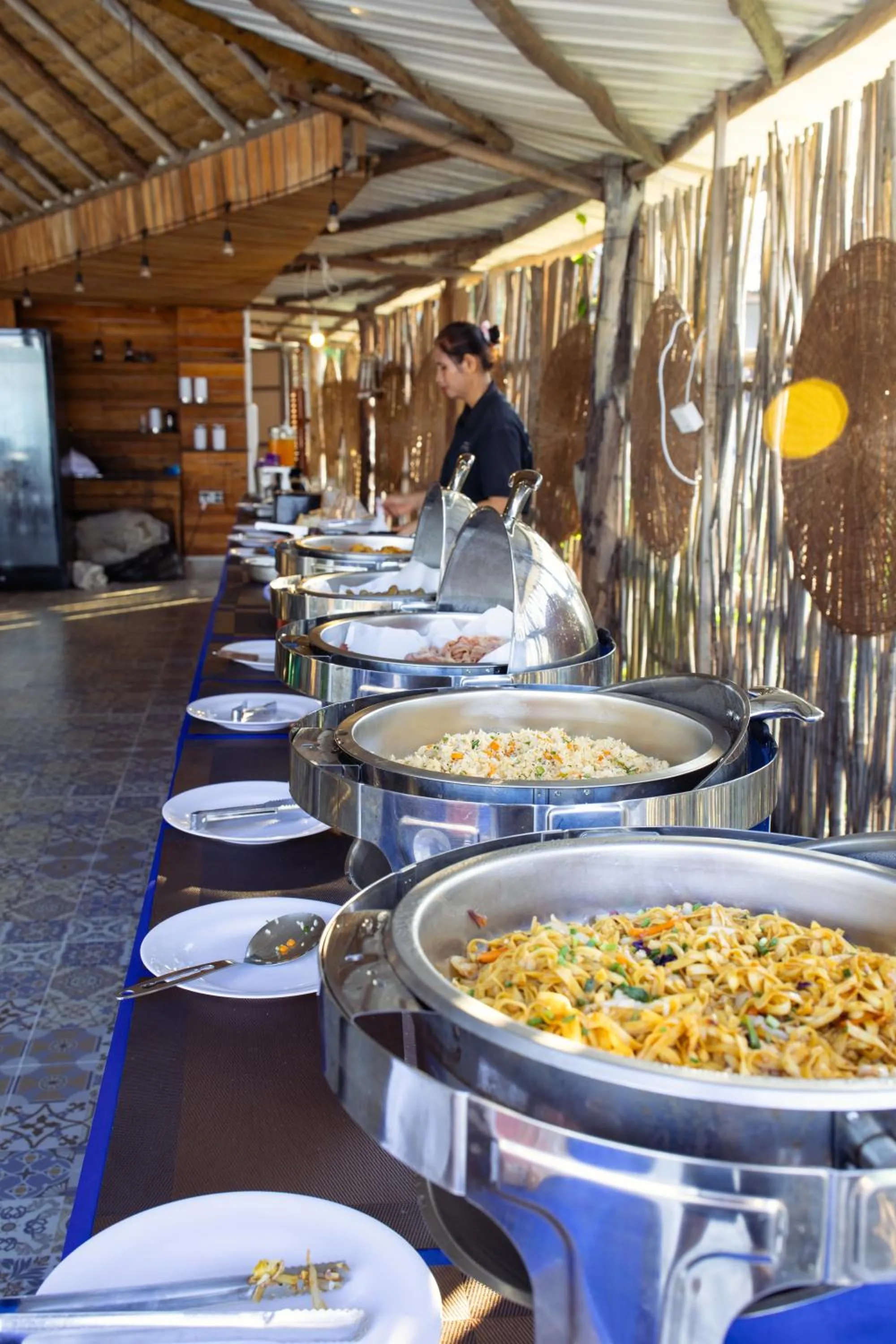 Restaurant/places to eat in Long Beach Resort Koh Rong