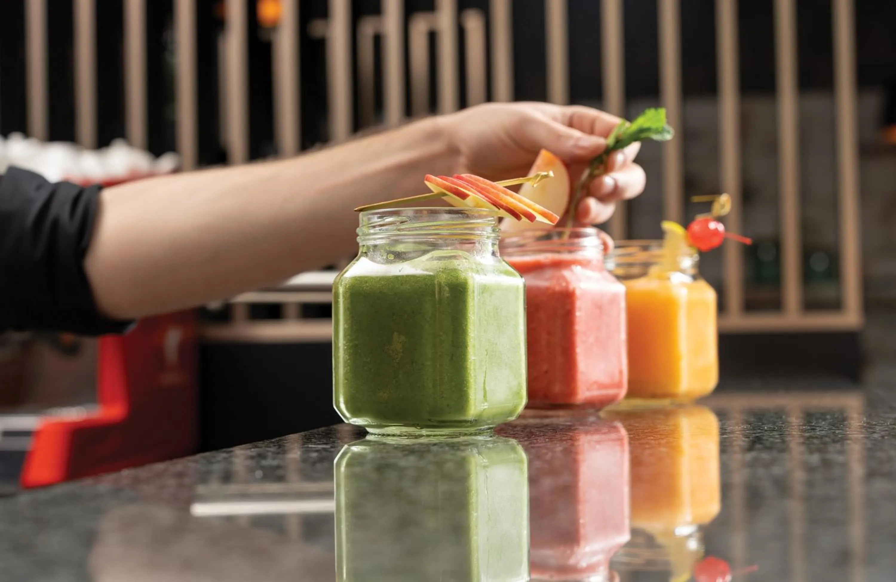 Lounge or bar in Leonardo Hotel Bucharest City Center