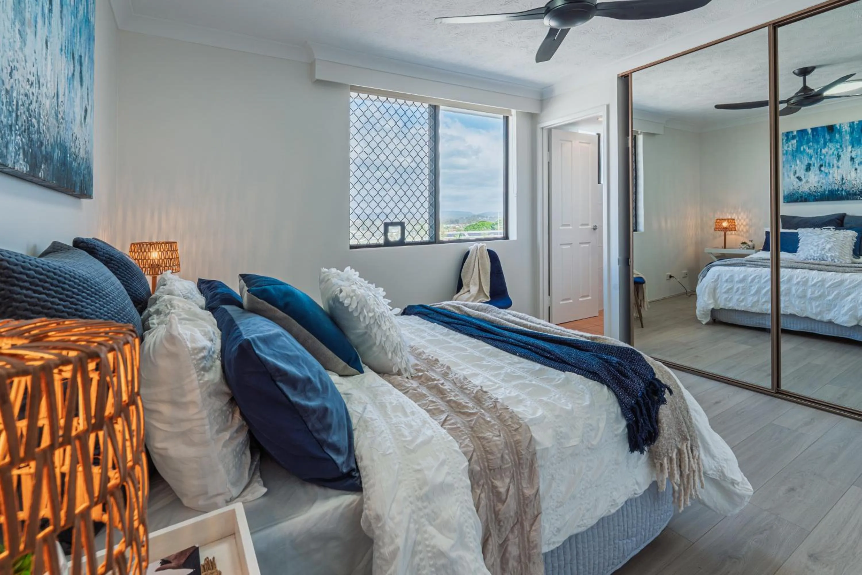 Bed in Beach Palms Holiday Apartments