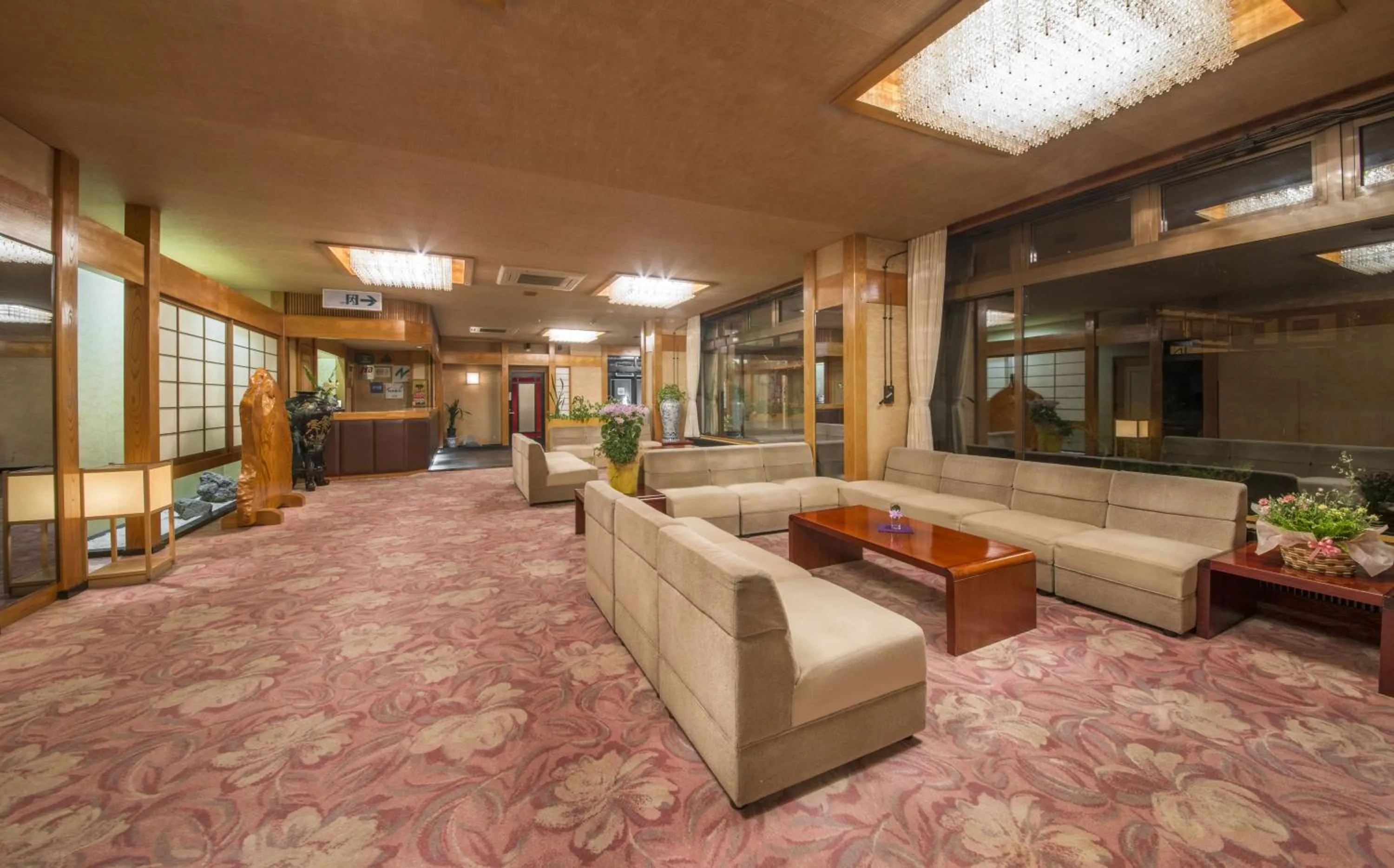 Communal lounge/ TV room in Nakamurakan