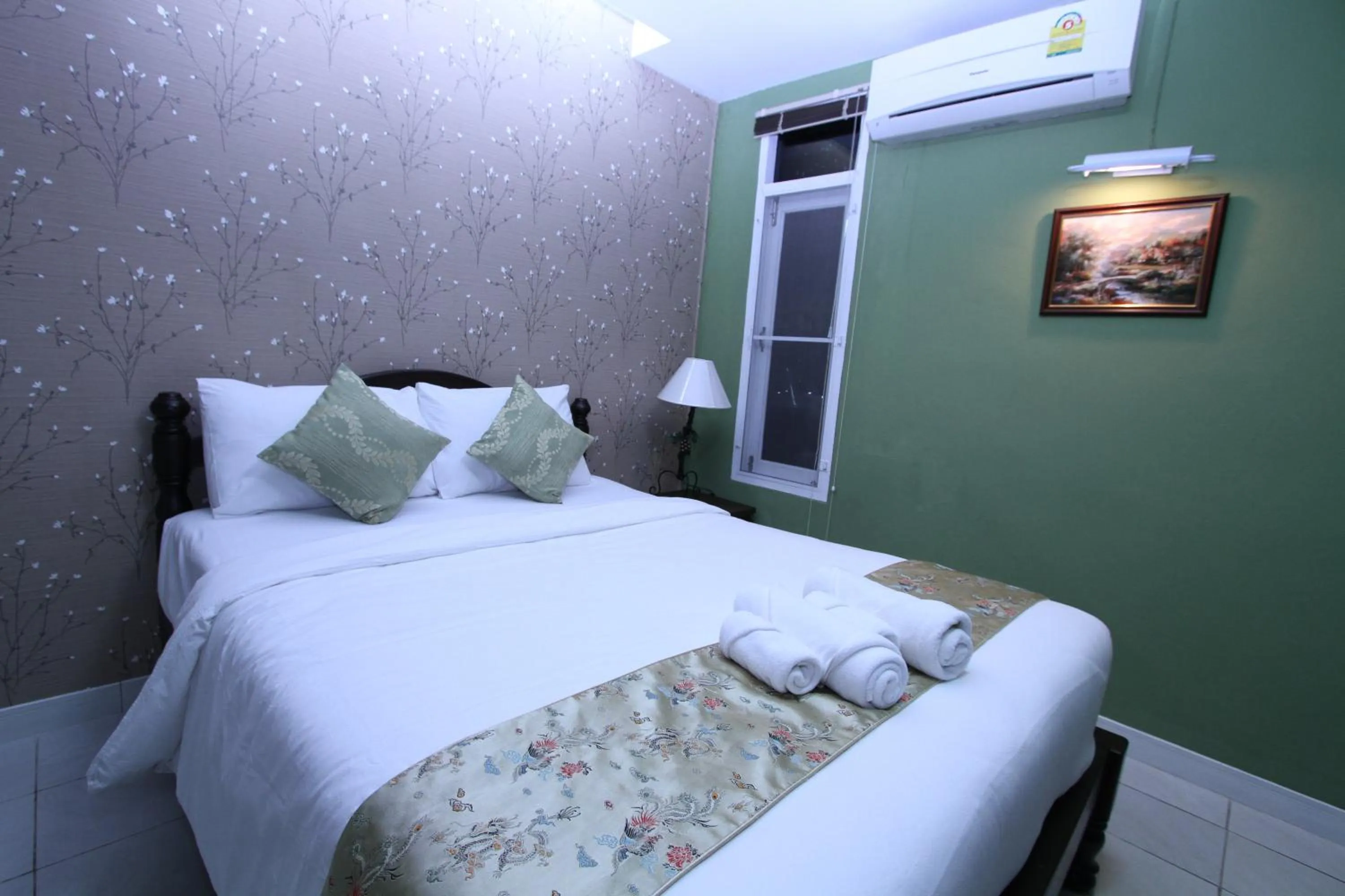 Bed in Baan Thalang @ Chiang Mai