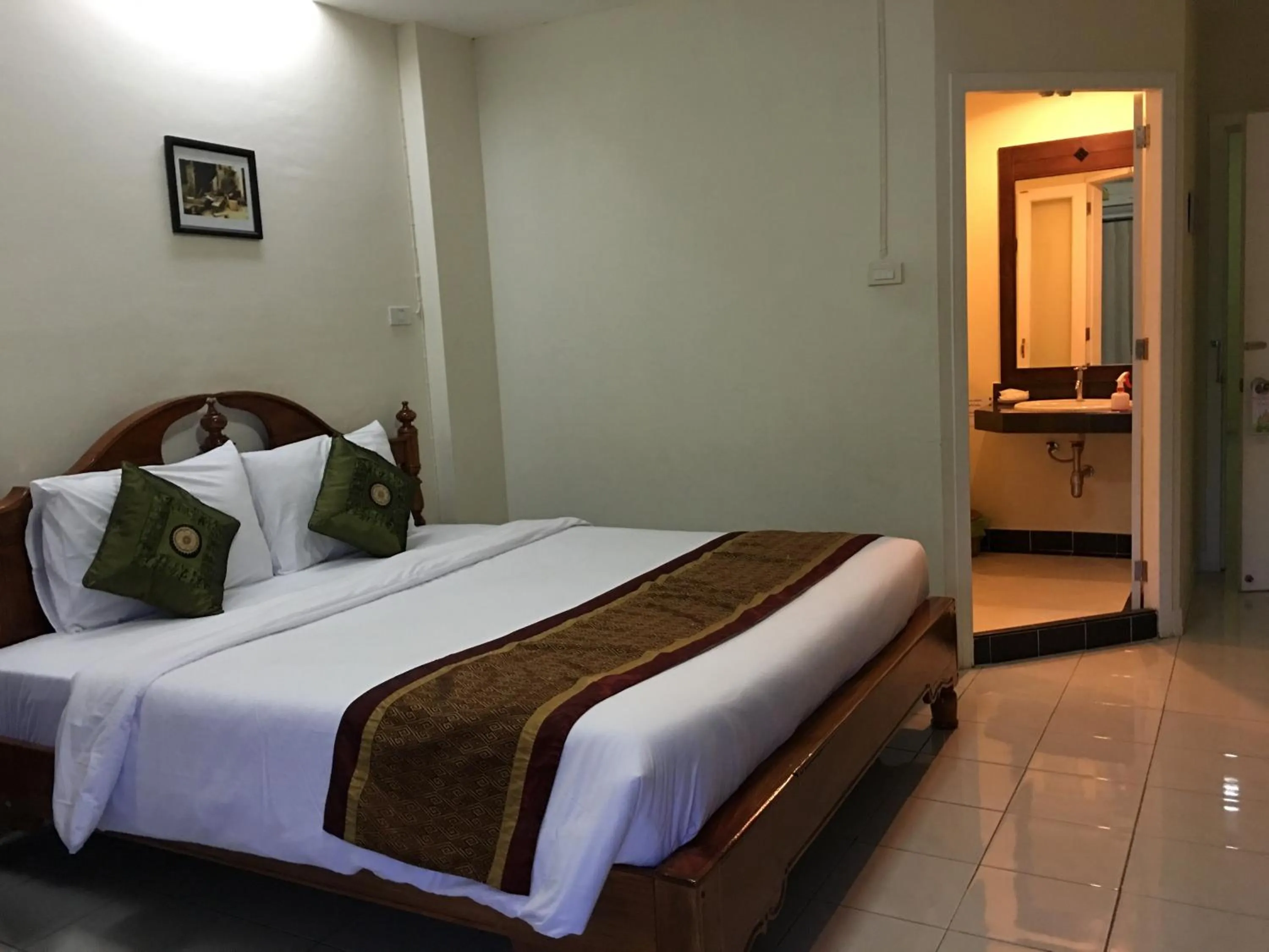 Bed in Baan Thalang @ Chiang Mai