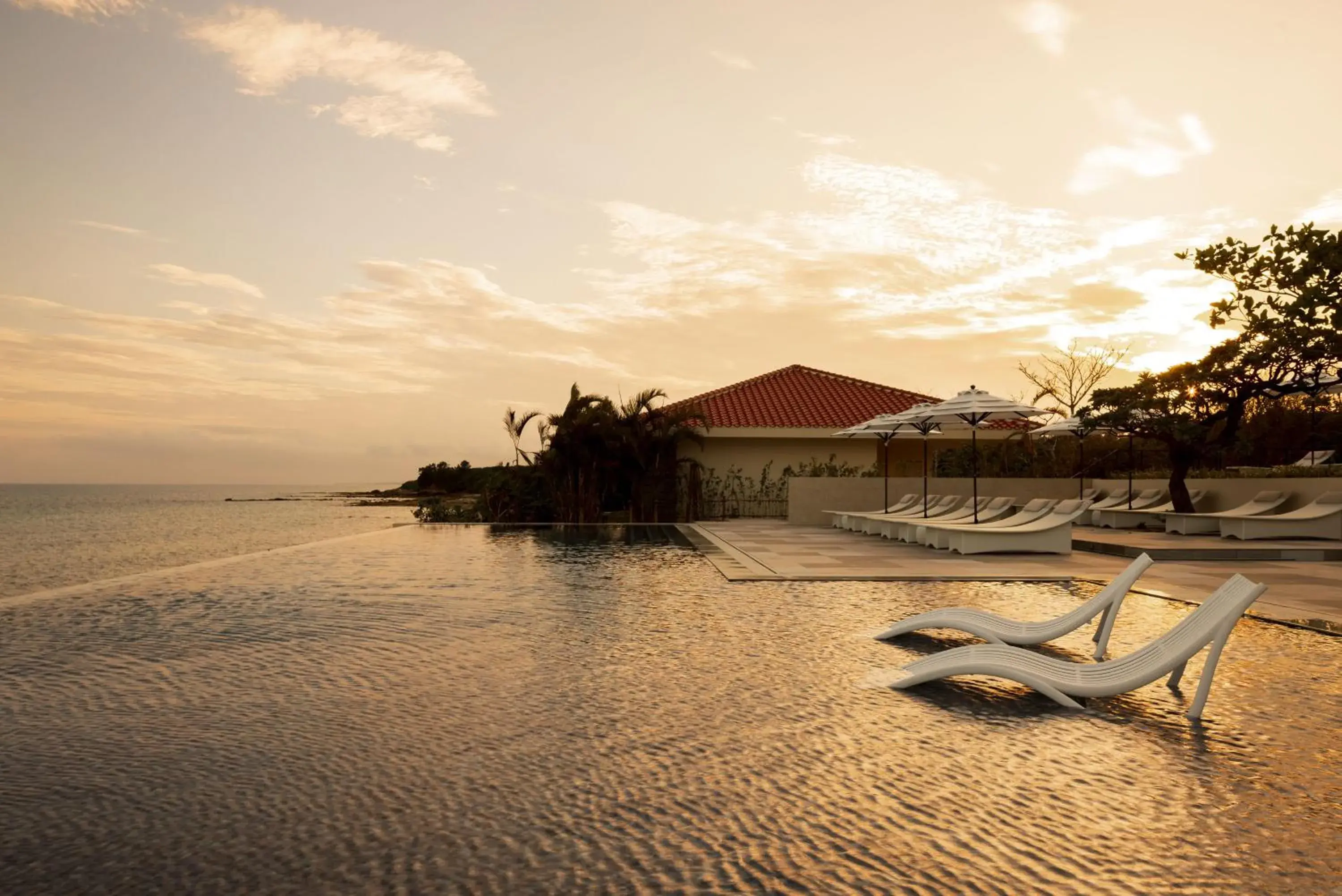 Swimming pool in Haimurubushi Swimming pool in Haimurubushi
