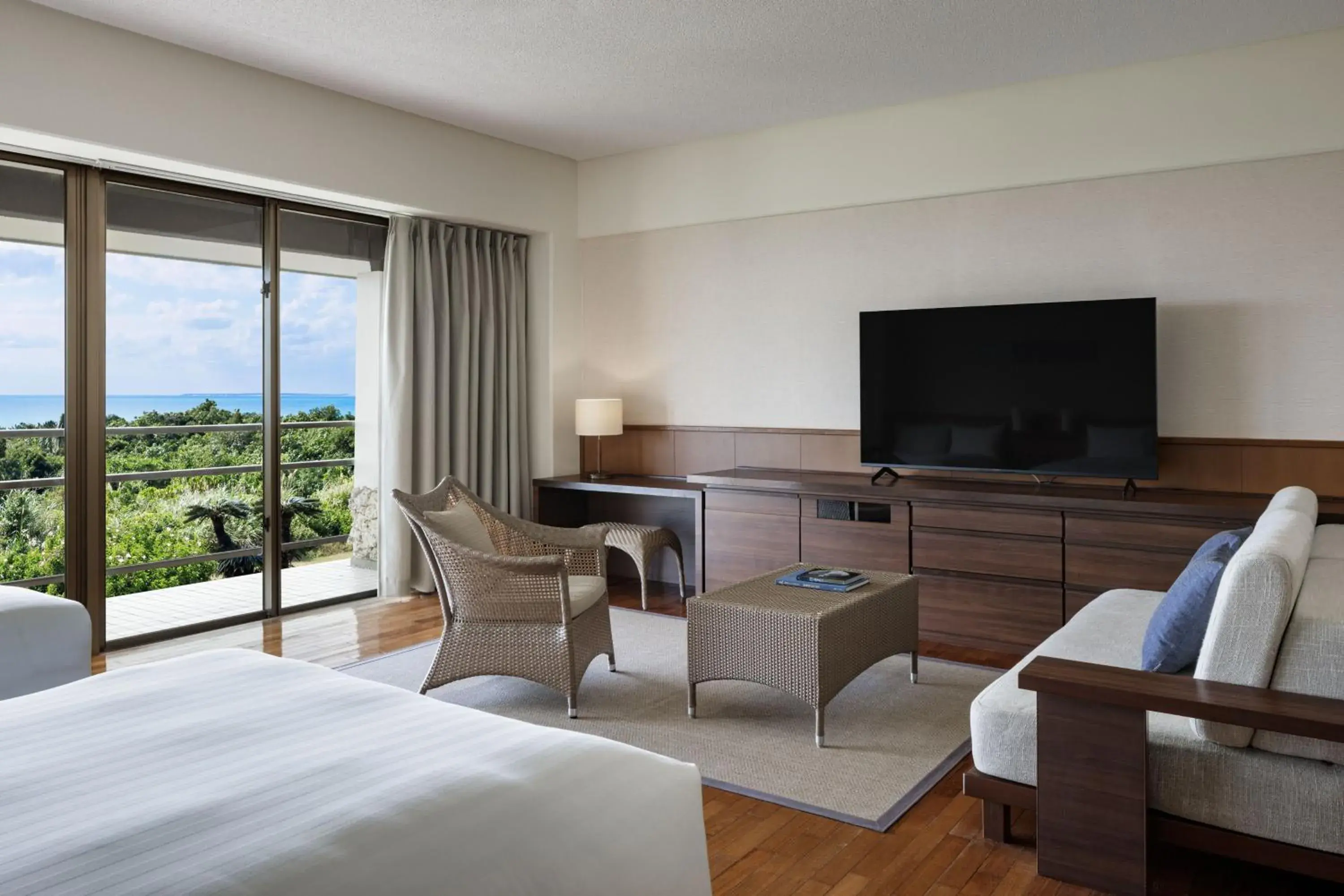 Bedroom, Bed in Haimurubushi Bedroom, Bed in Haimurubushi