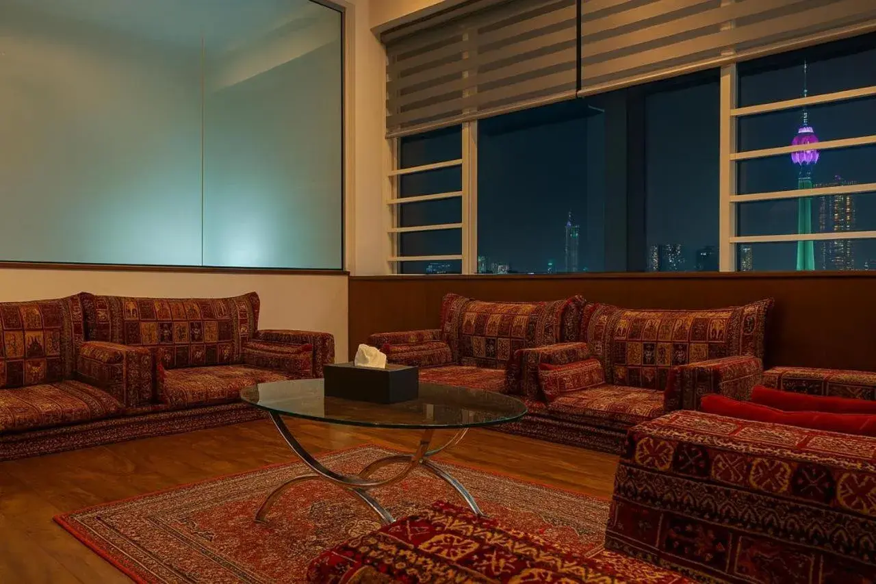 Seating area in Unique Towers Luxury Boutique Suites Seating area in Unique Towers Luxury Boutique Suites