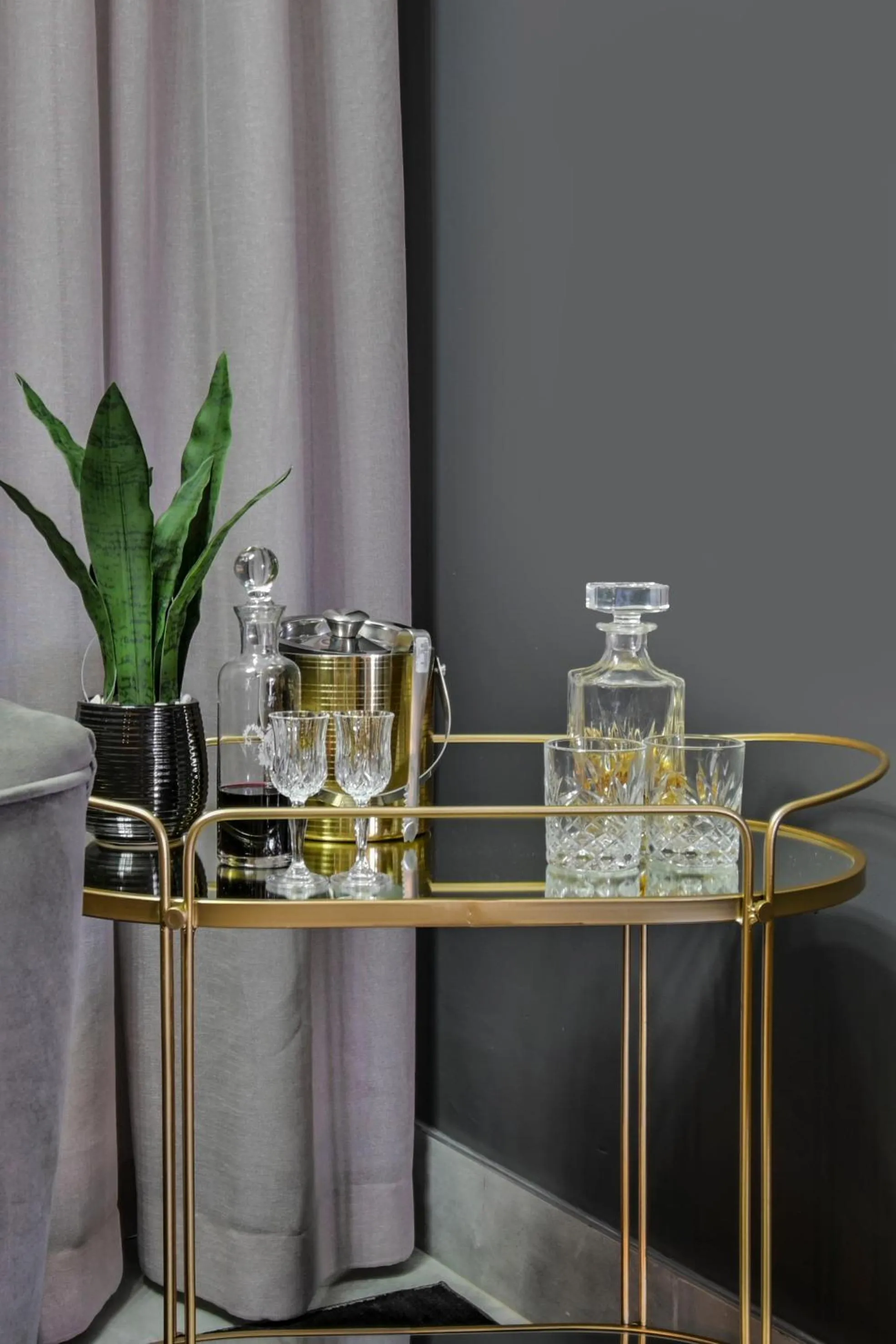 Drinks in Summer PALACE Guesthouse